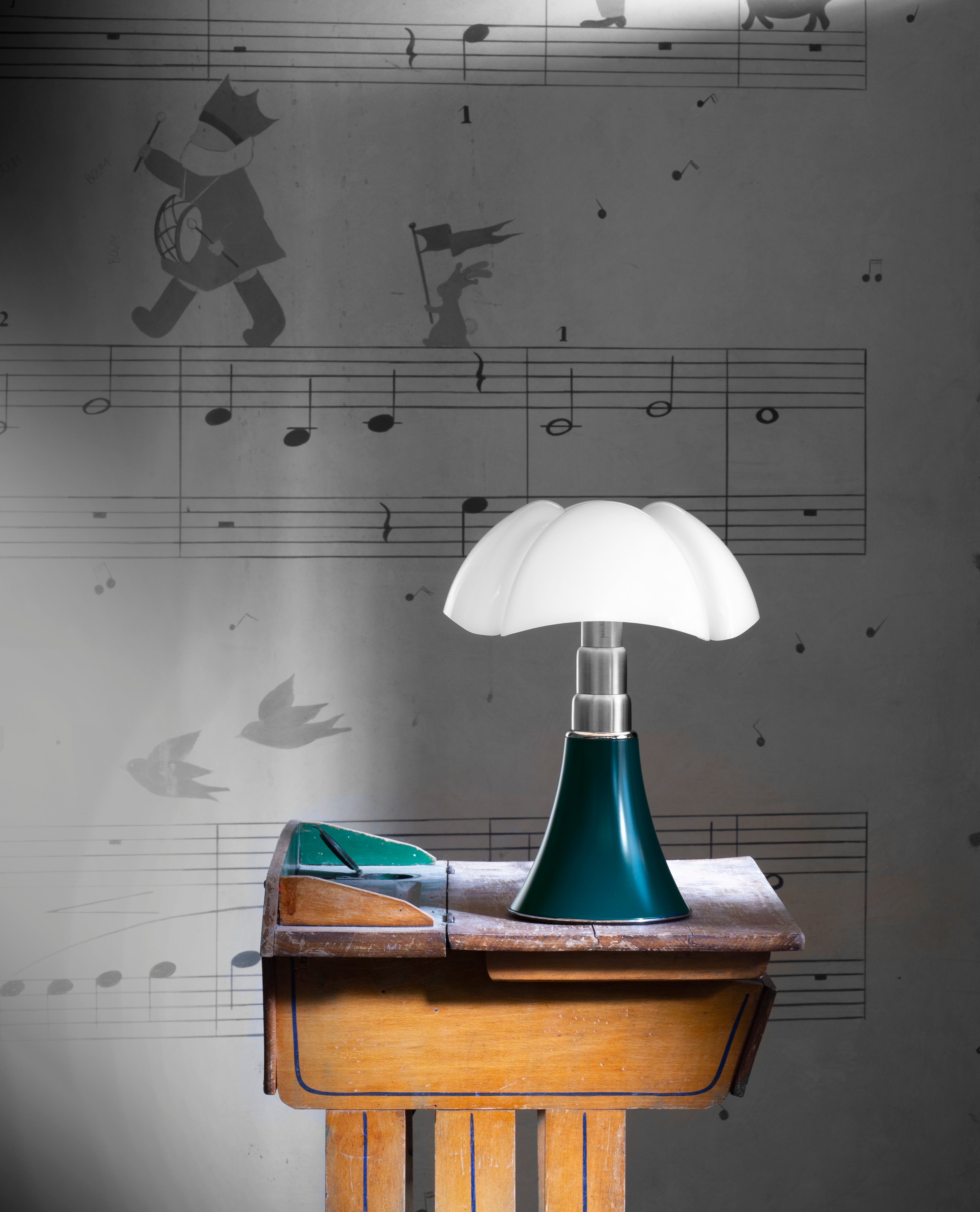 PIPISTRELLO Table Lamp with Opal Shade and Dark Green Base
