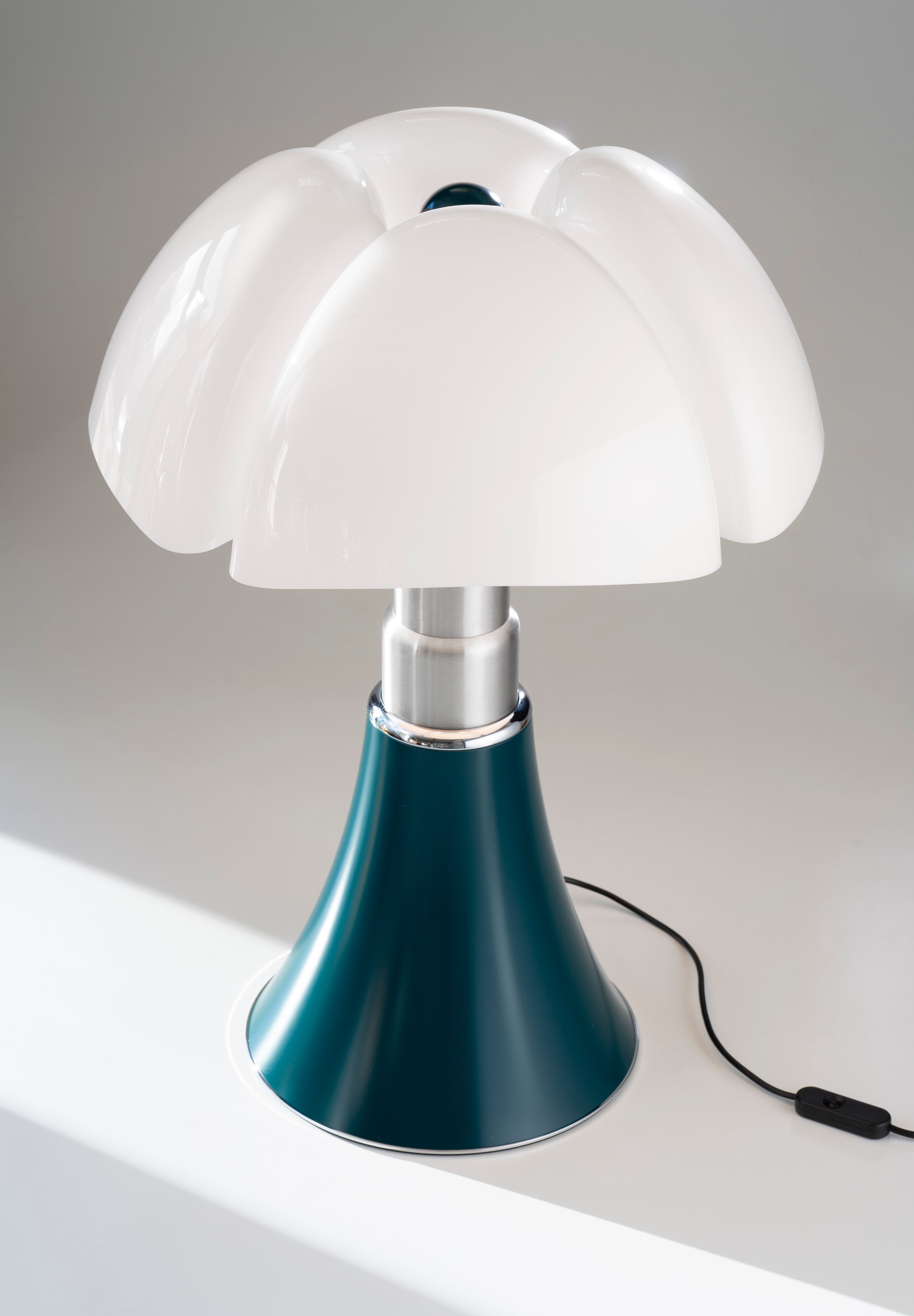 PIPISTRELLO Table Lamp with Opal Shade and Dark Green Base