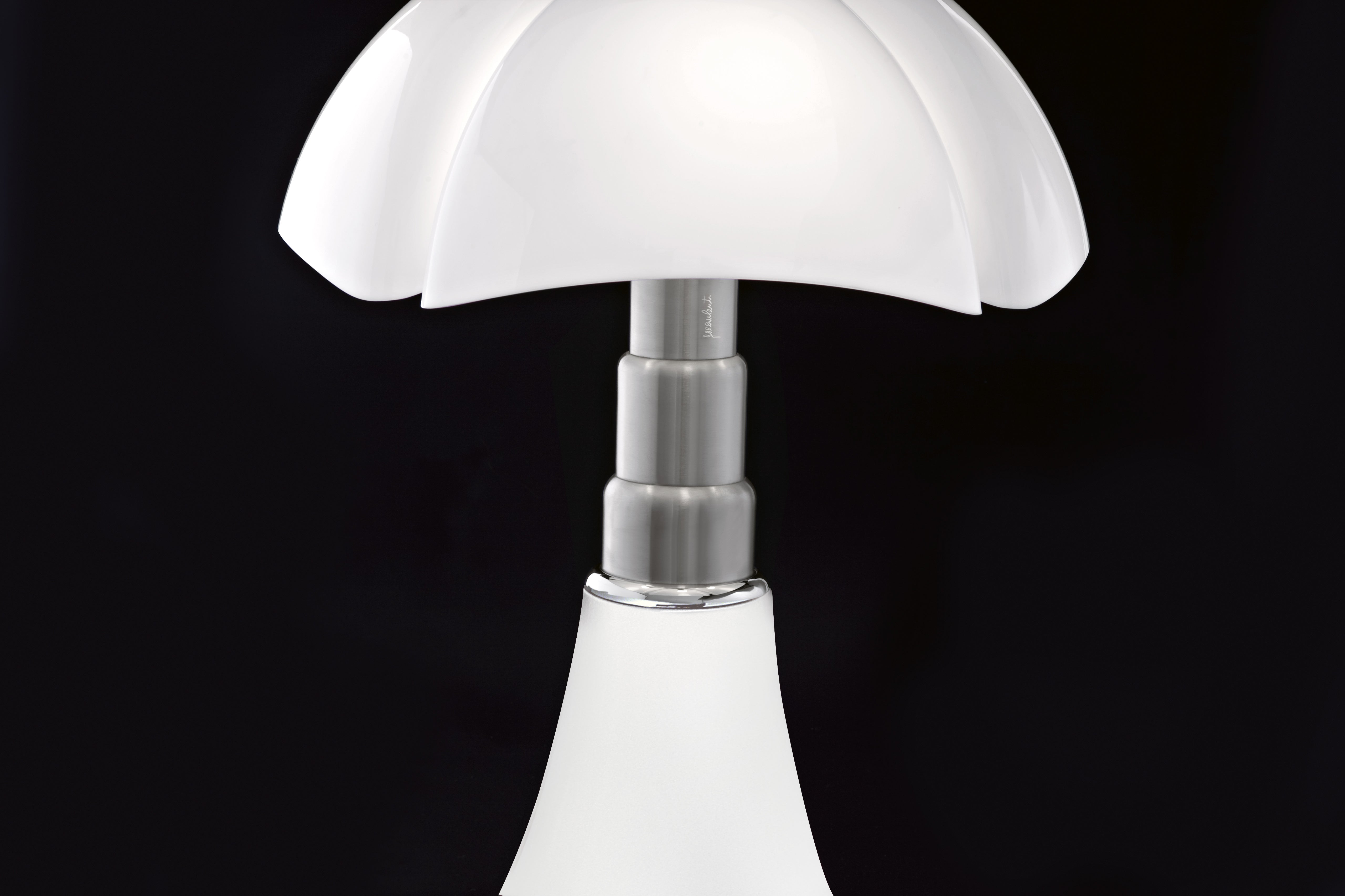 PIPISTRELLO Table Lamp with Opal Shade and White Base