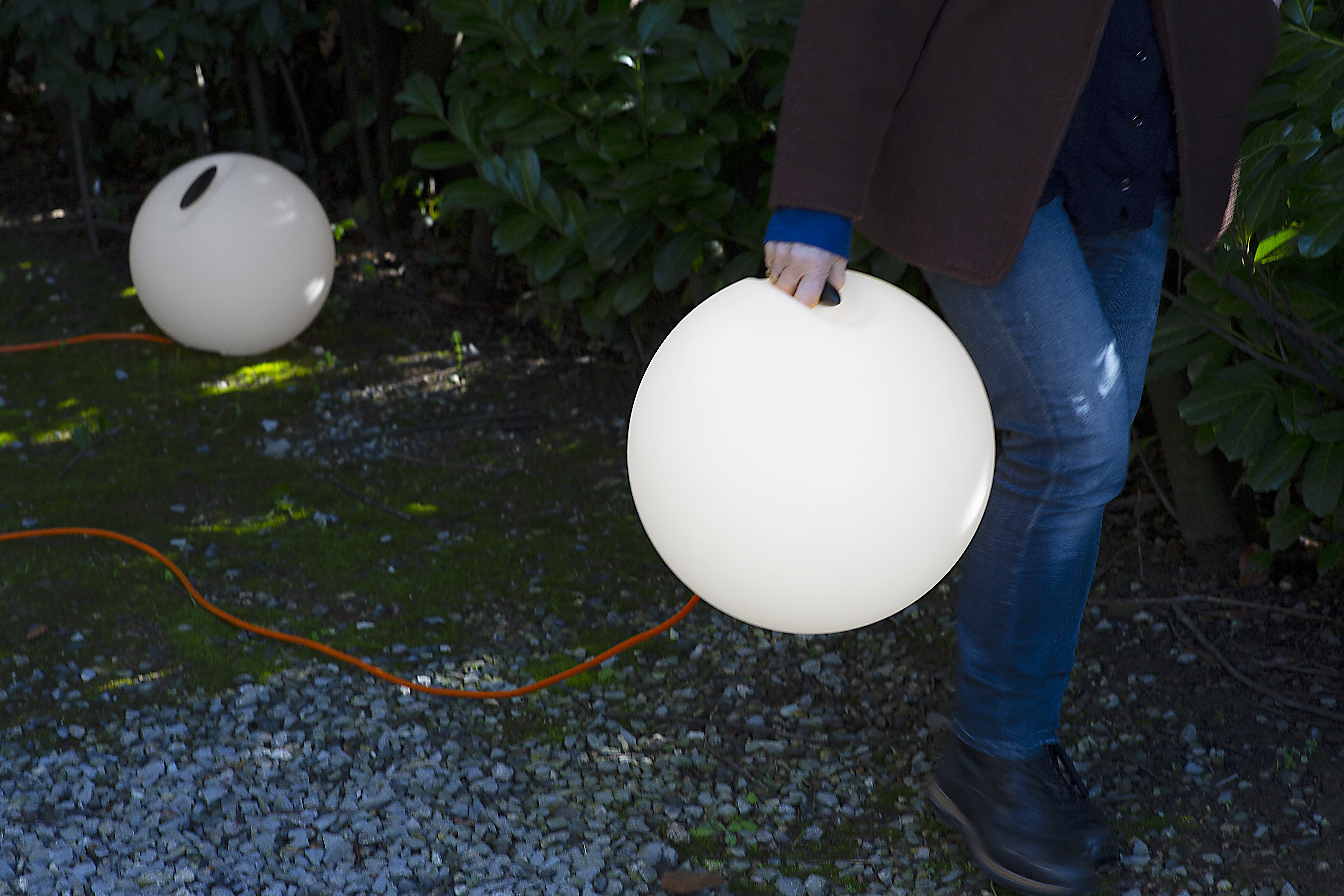 Outdoor floor lamp BOWL white