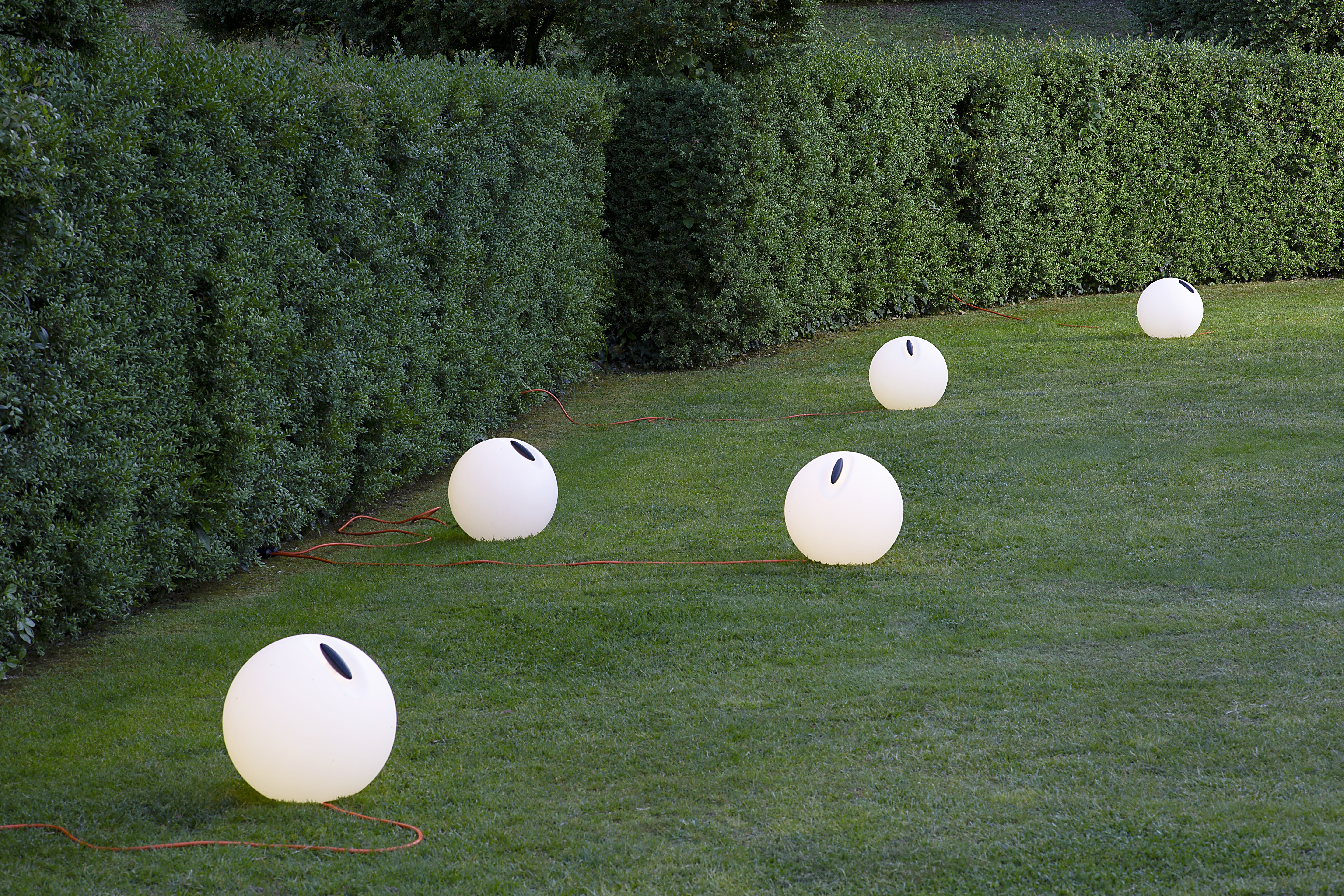 Outdoor floor lamp BOWL white