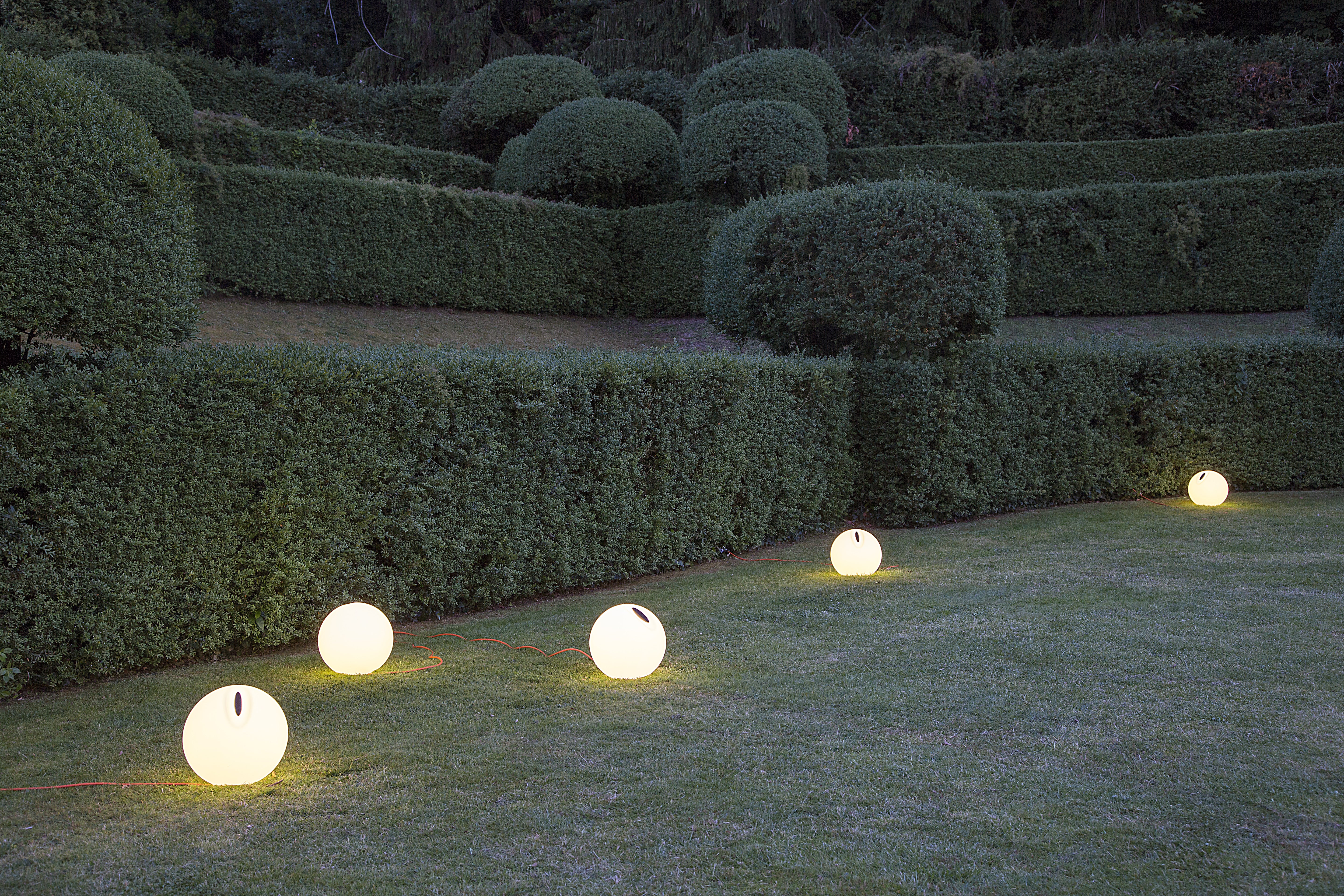Outdoor floor lamp BOWL white