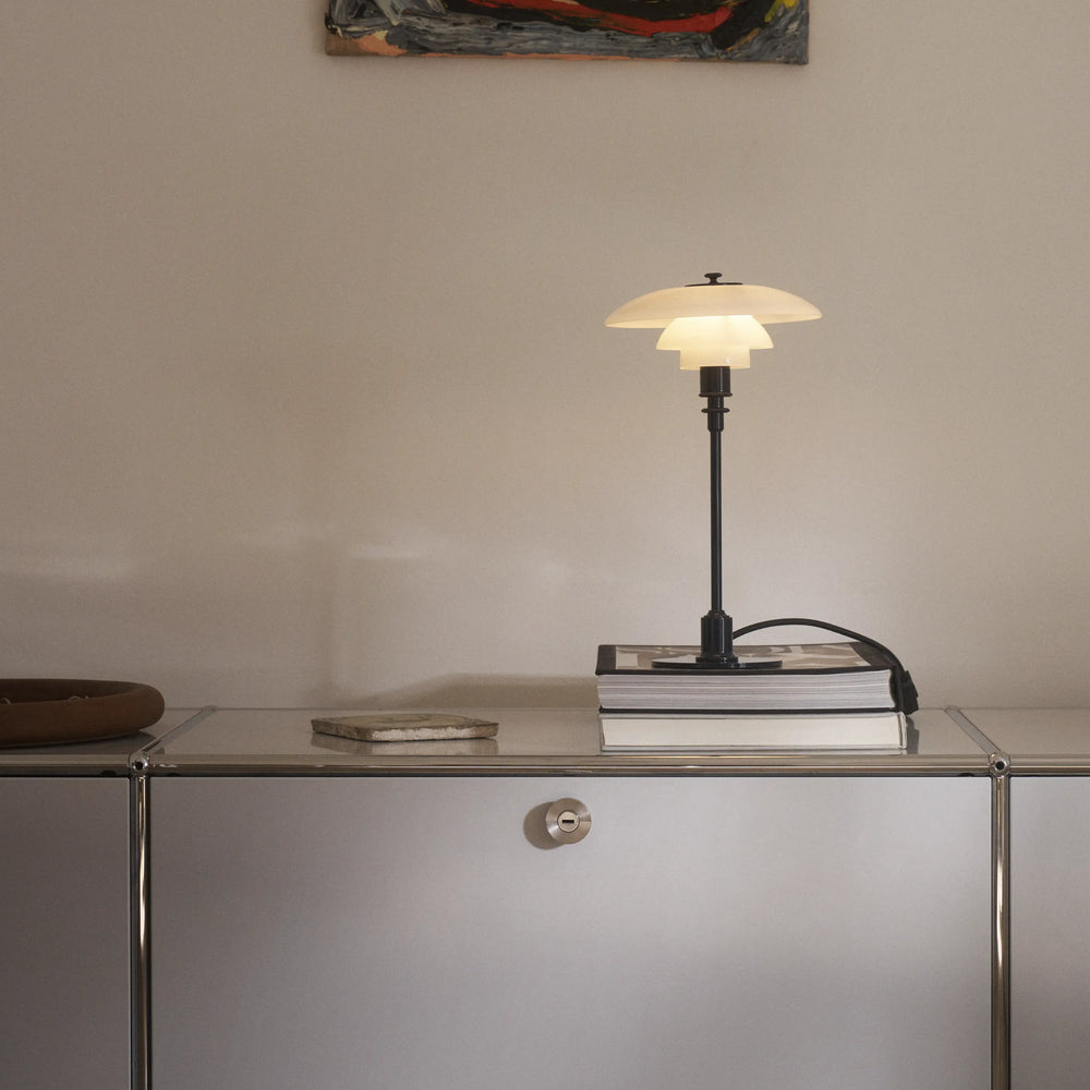 PH 2/1 Table Lamp in White with Dark Green Base