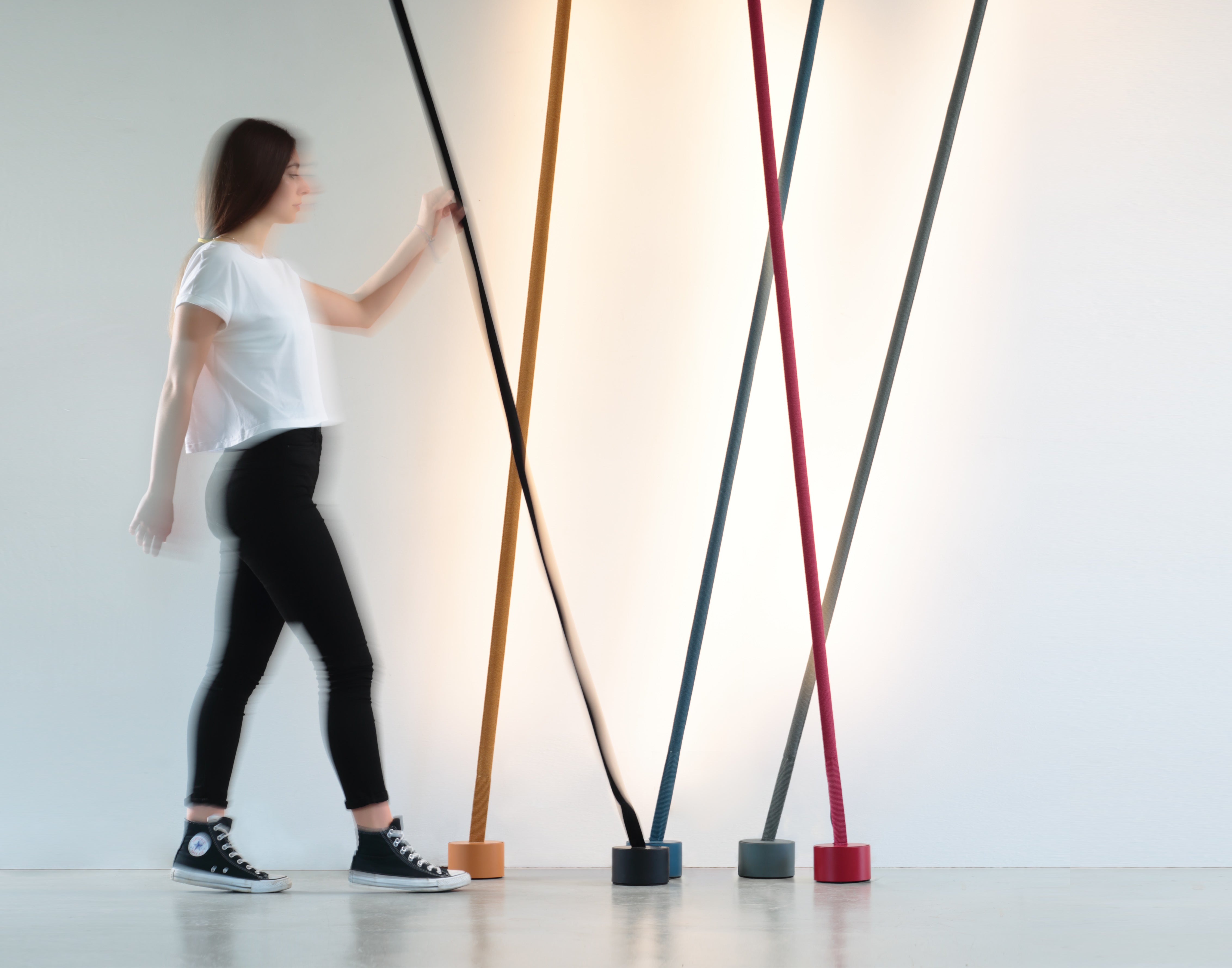 ELASTICA blue floor lamp