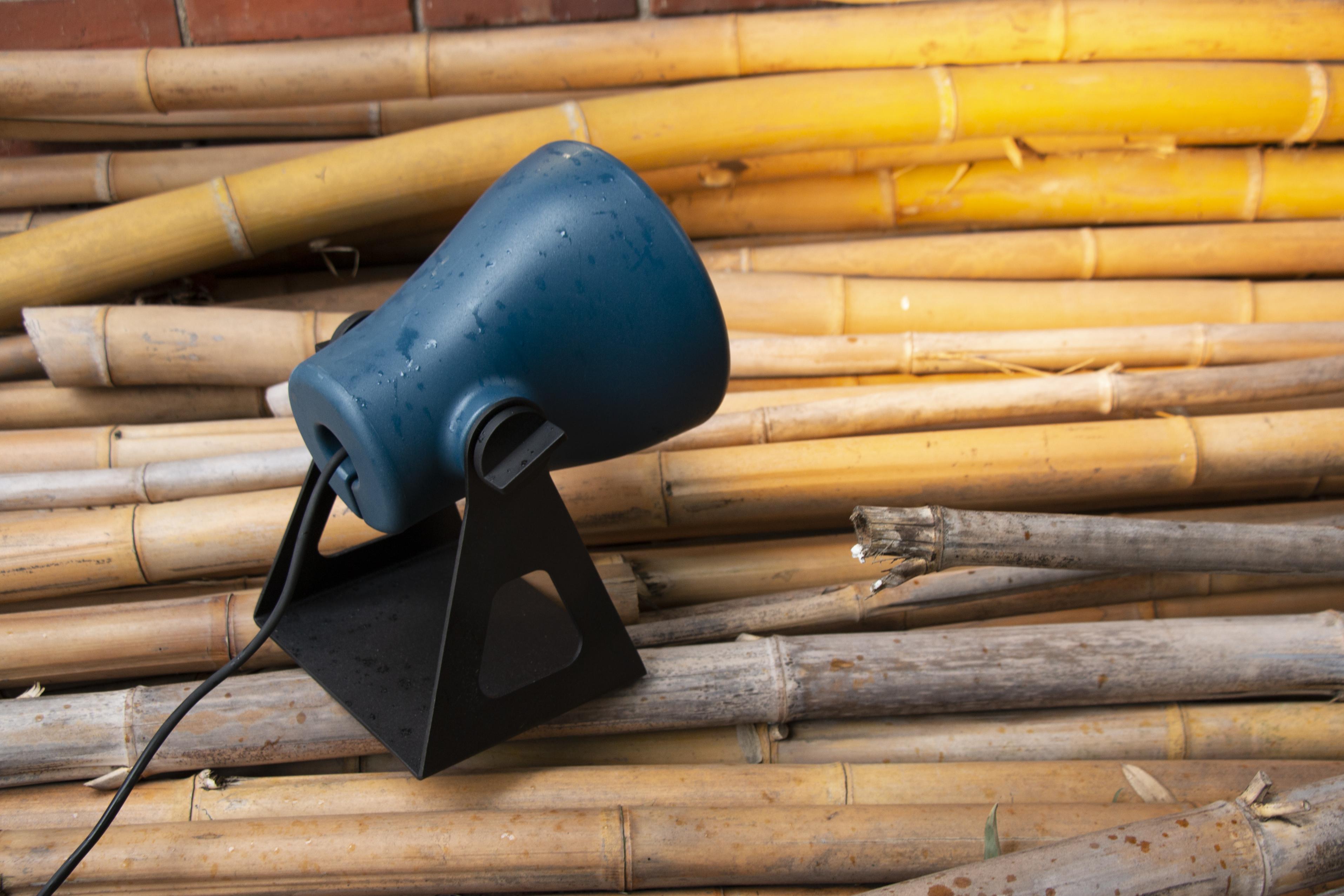FROG Blue Outdoor Floor Lamp