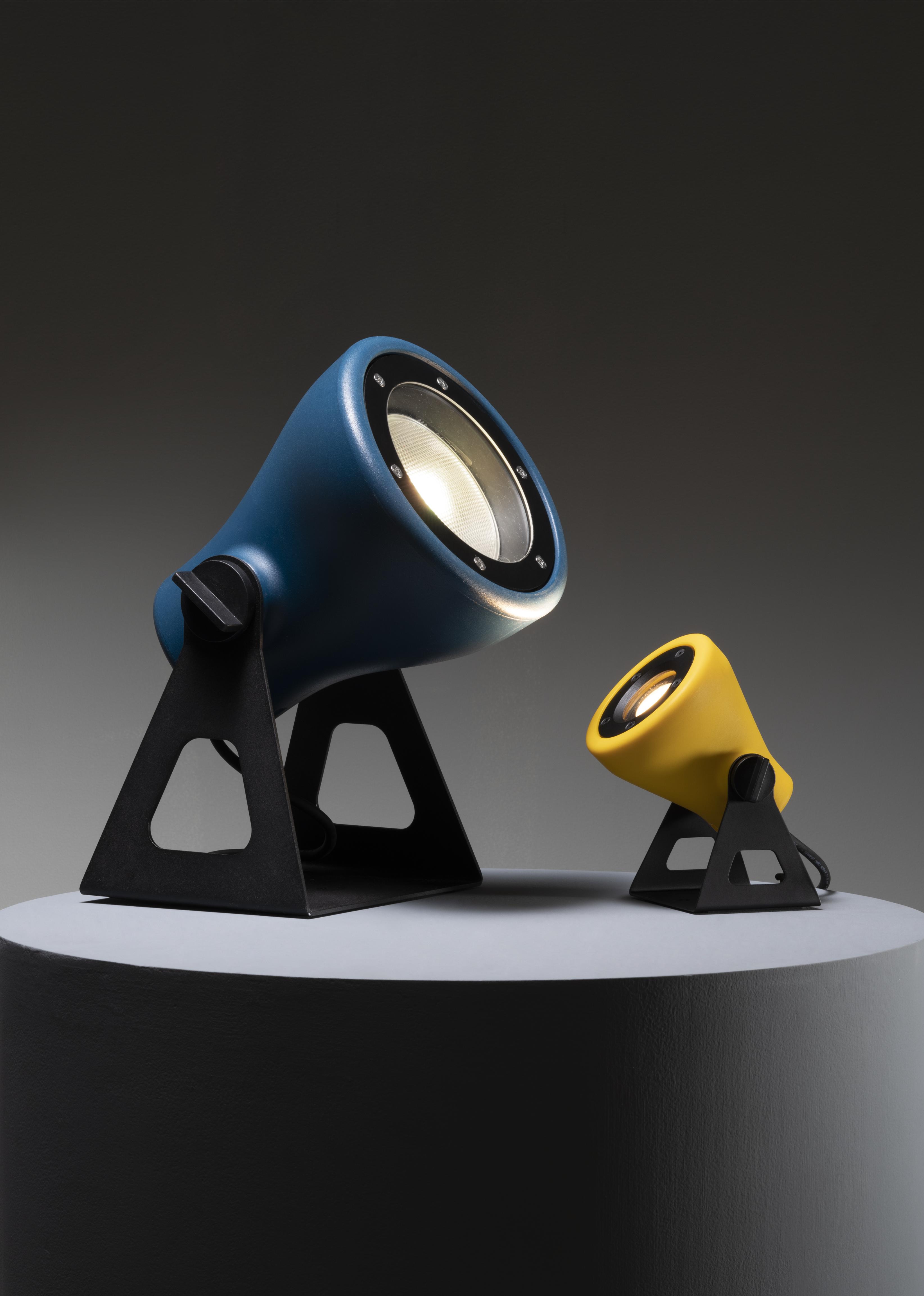 FROG Yellow Outdoor Floor Lamp