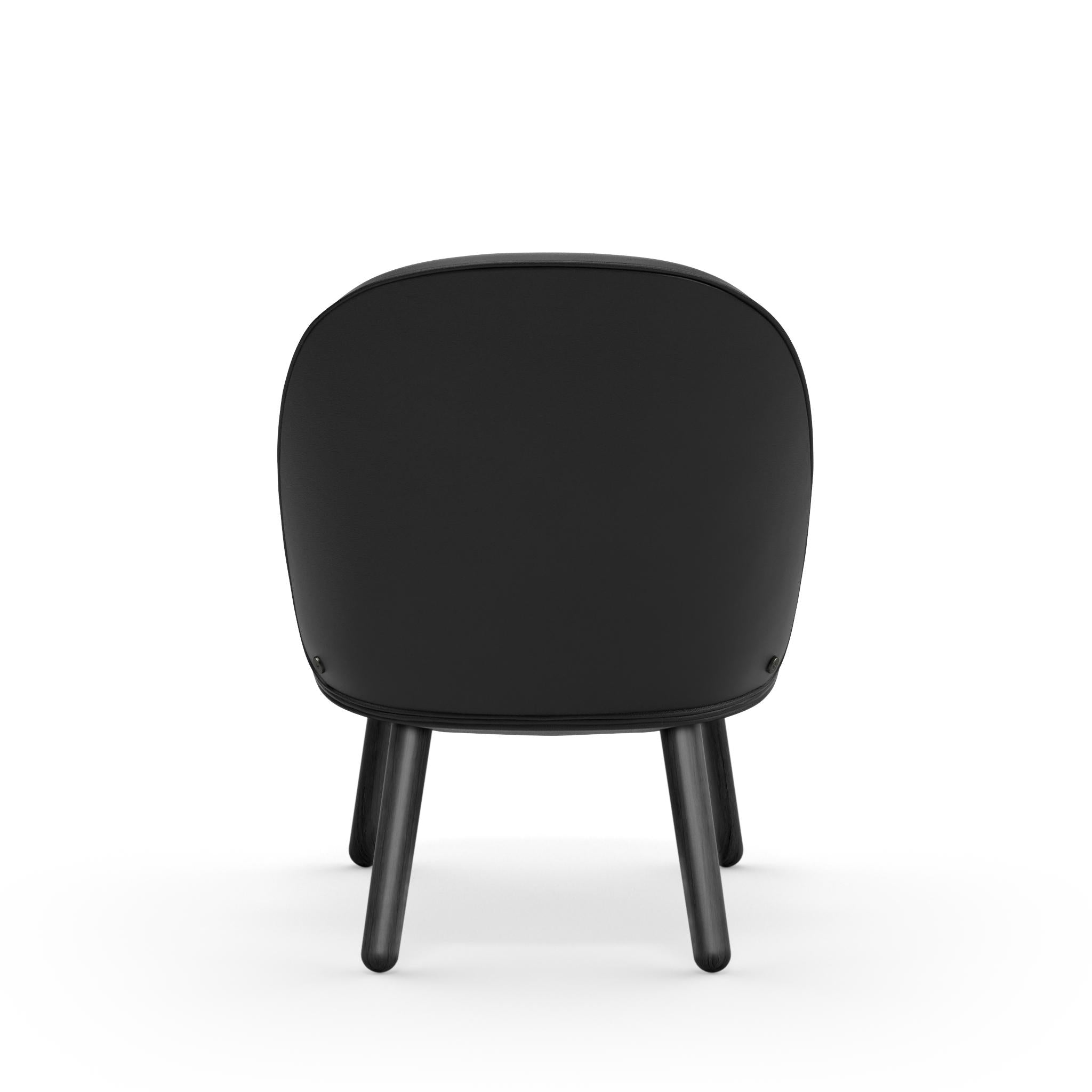 Ace armchair black oak wood