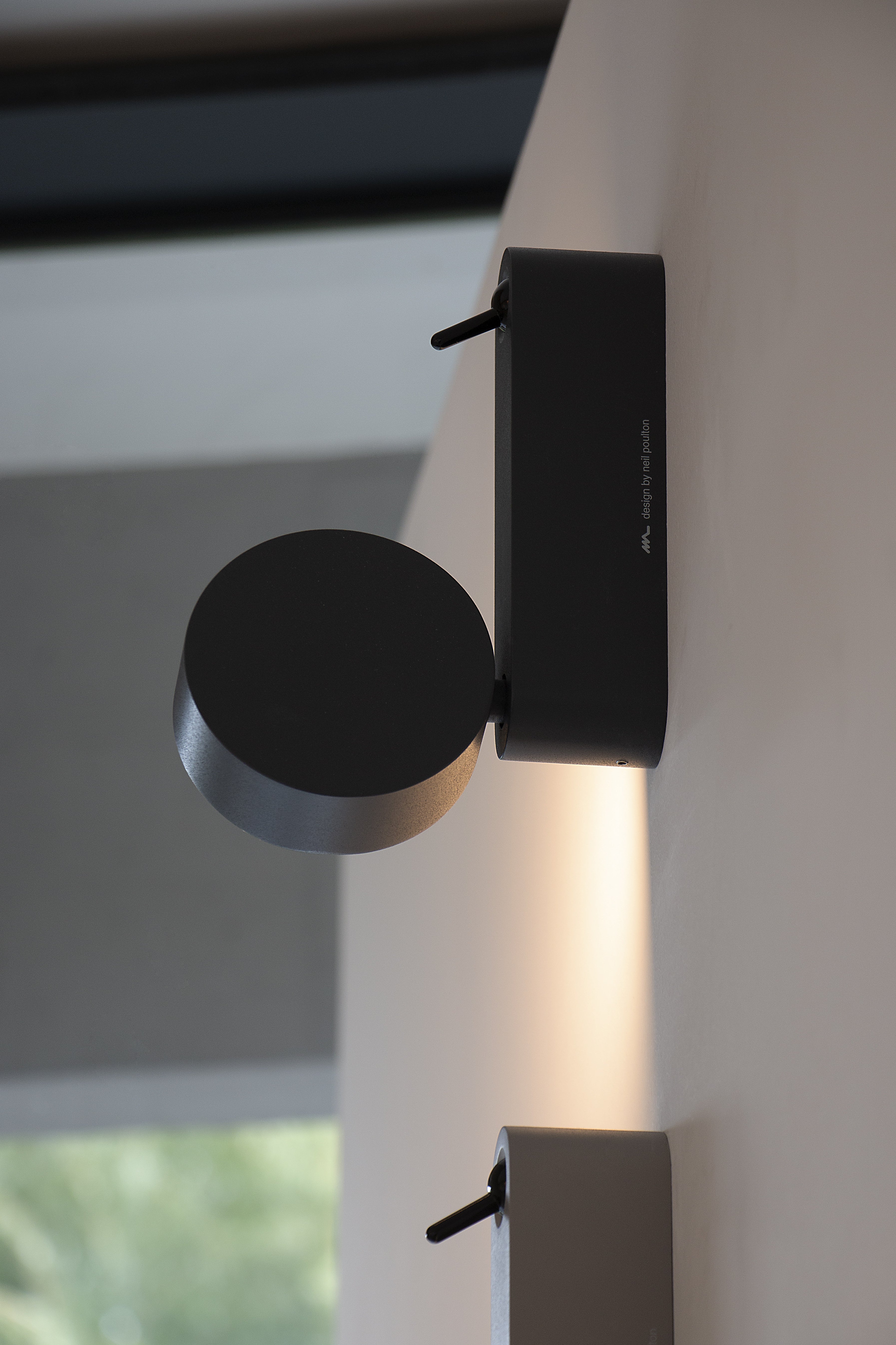 TOGGLE wall lamp in anthracite