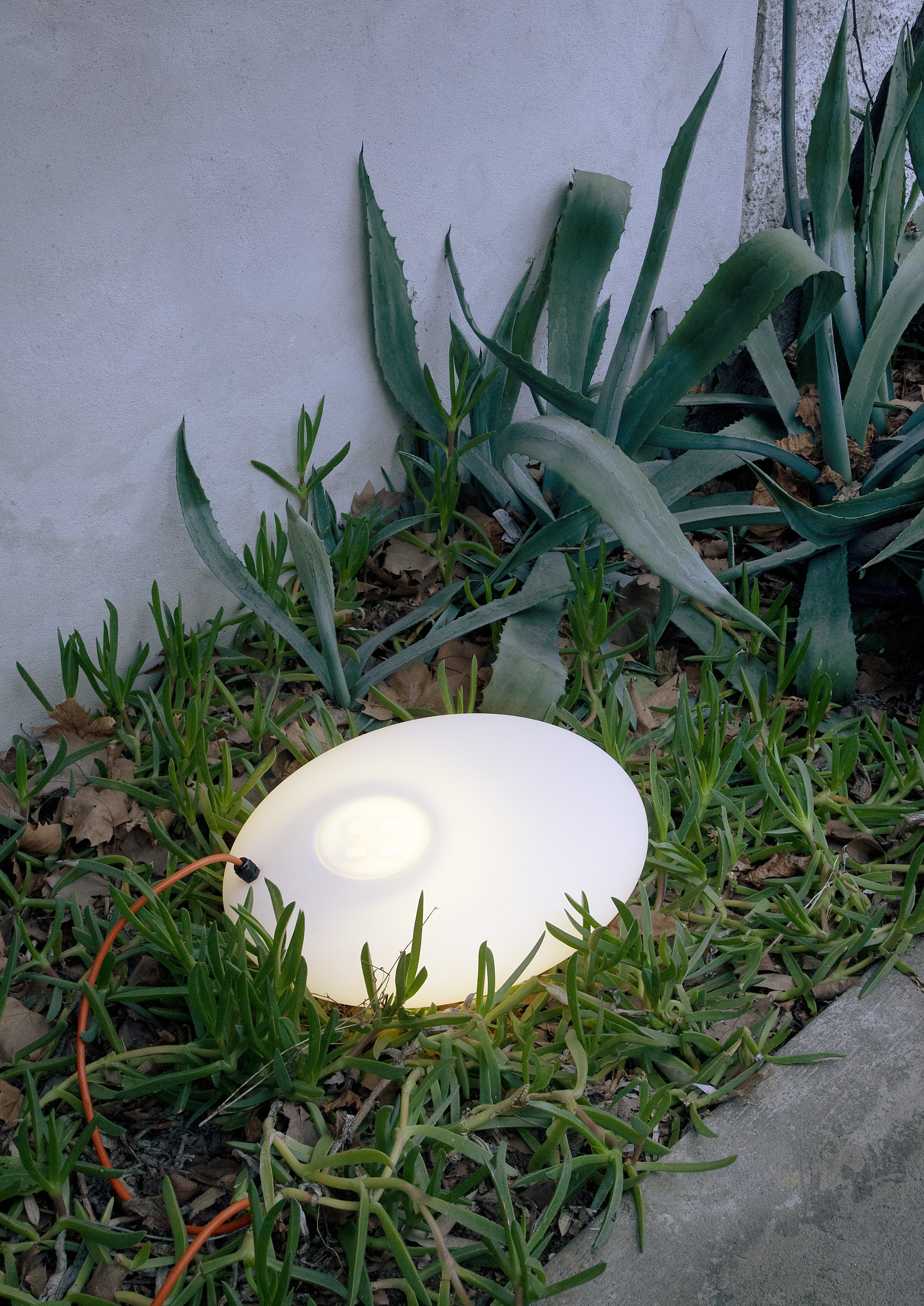 GLOUGLOU POL White Outdoor Floor Lamp