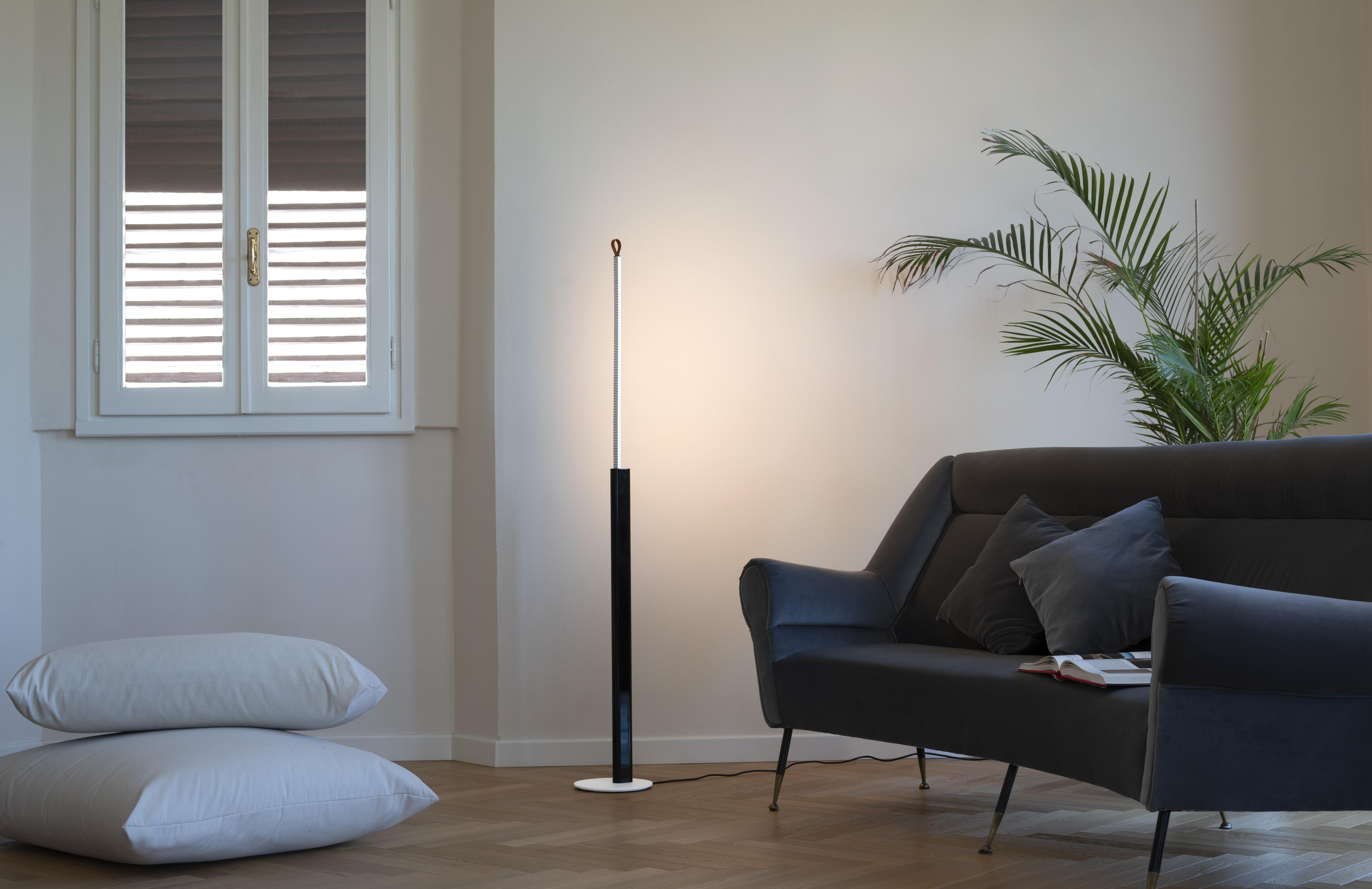 Metrica Floor Lamp in Glossy White