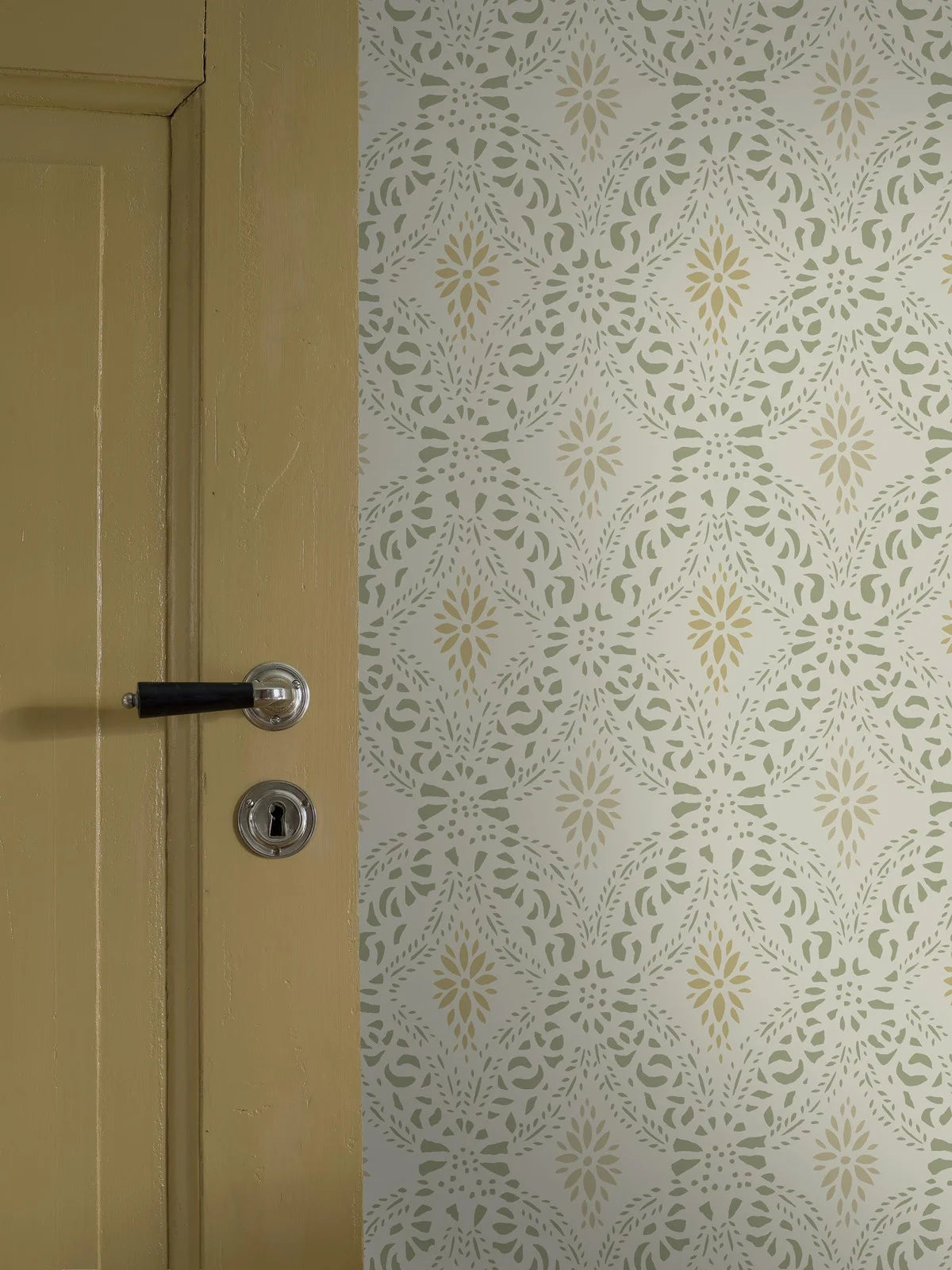 Vlies-Tapete mit geometrischem Muster KVARNHOLMEN weiß mit grün