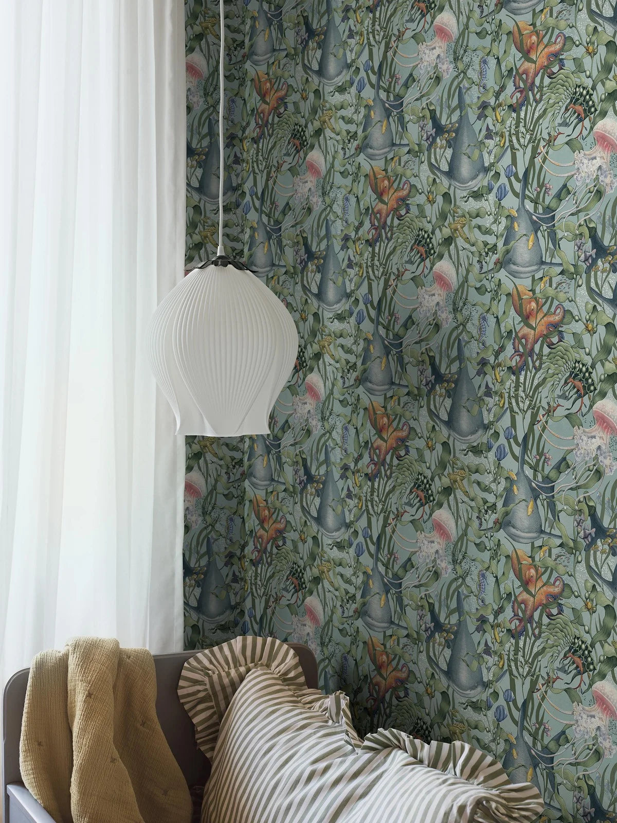 Children's wallpaper with an underwater animals theme UNDERWATER MAGIC turquoise