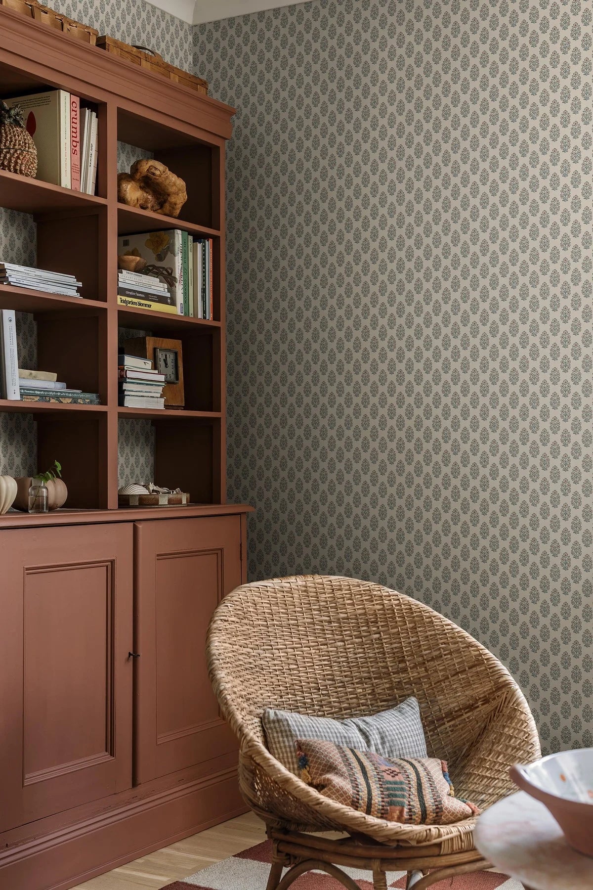 SIBYLLA Beige Floral Plant Motif Wallpaper with Green