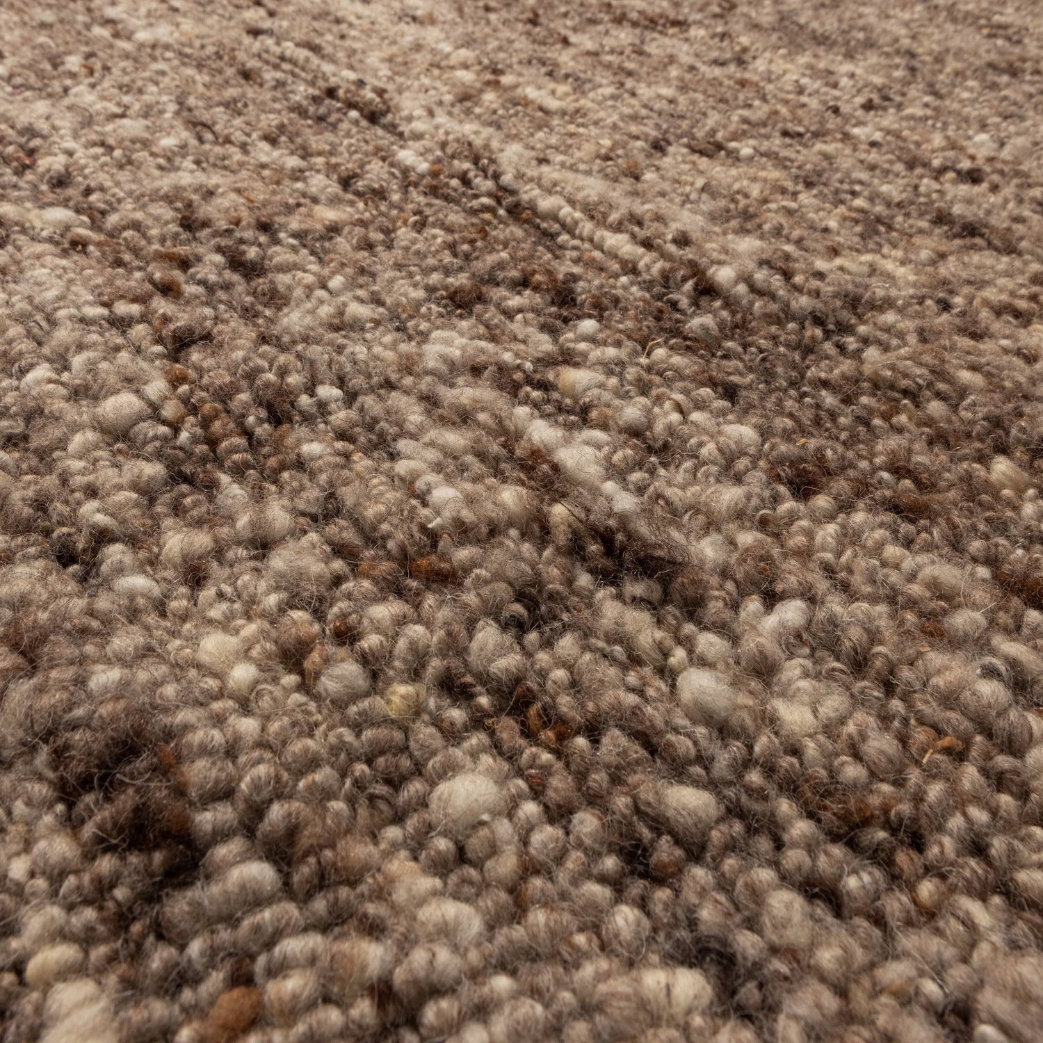 EFIA brown mélange rug