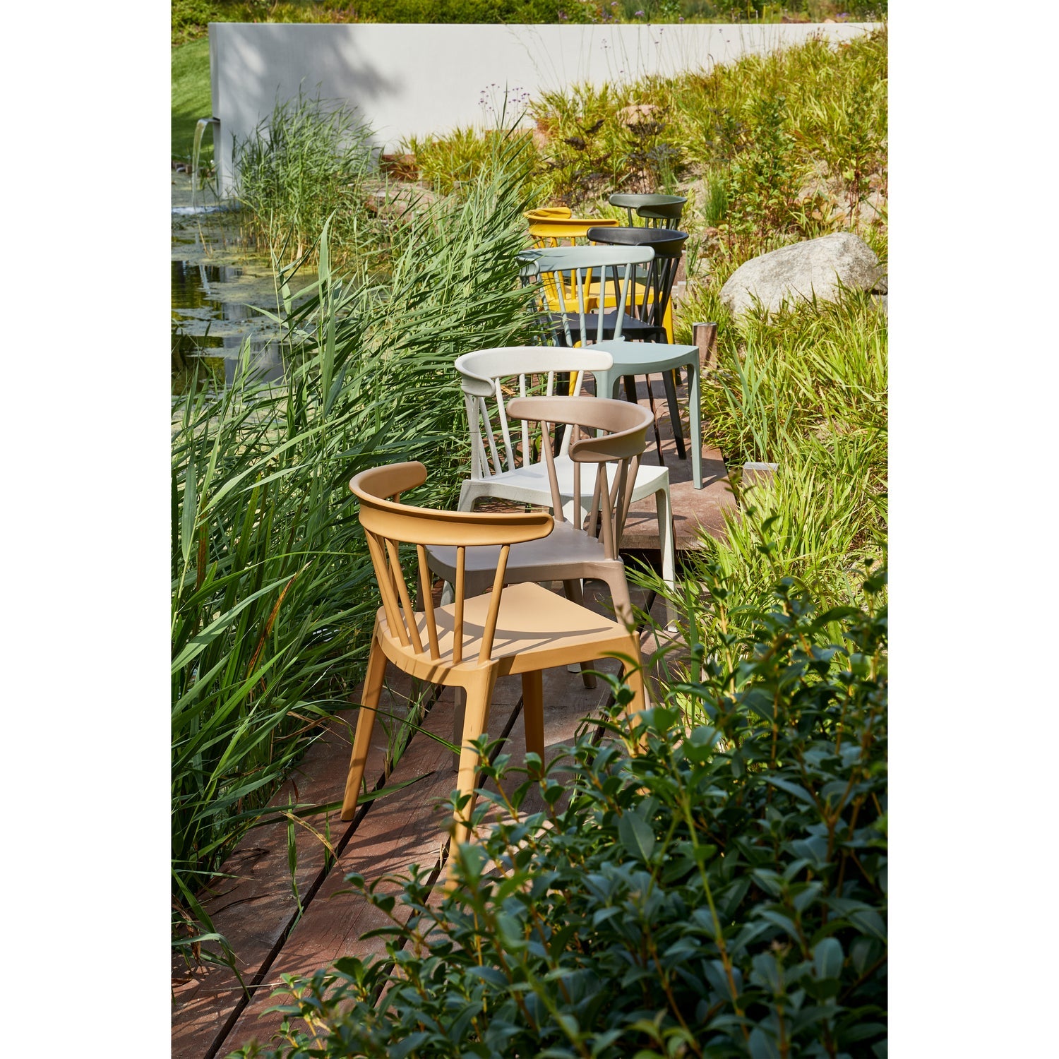 Caramel garden chair