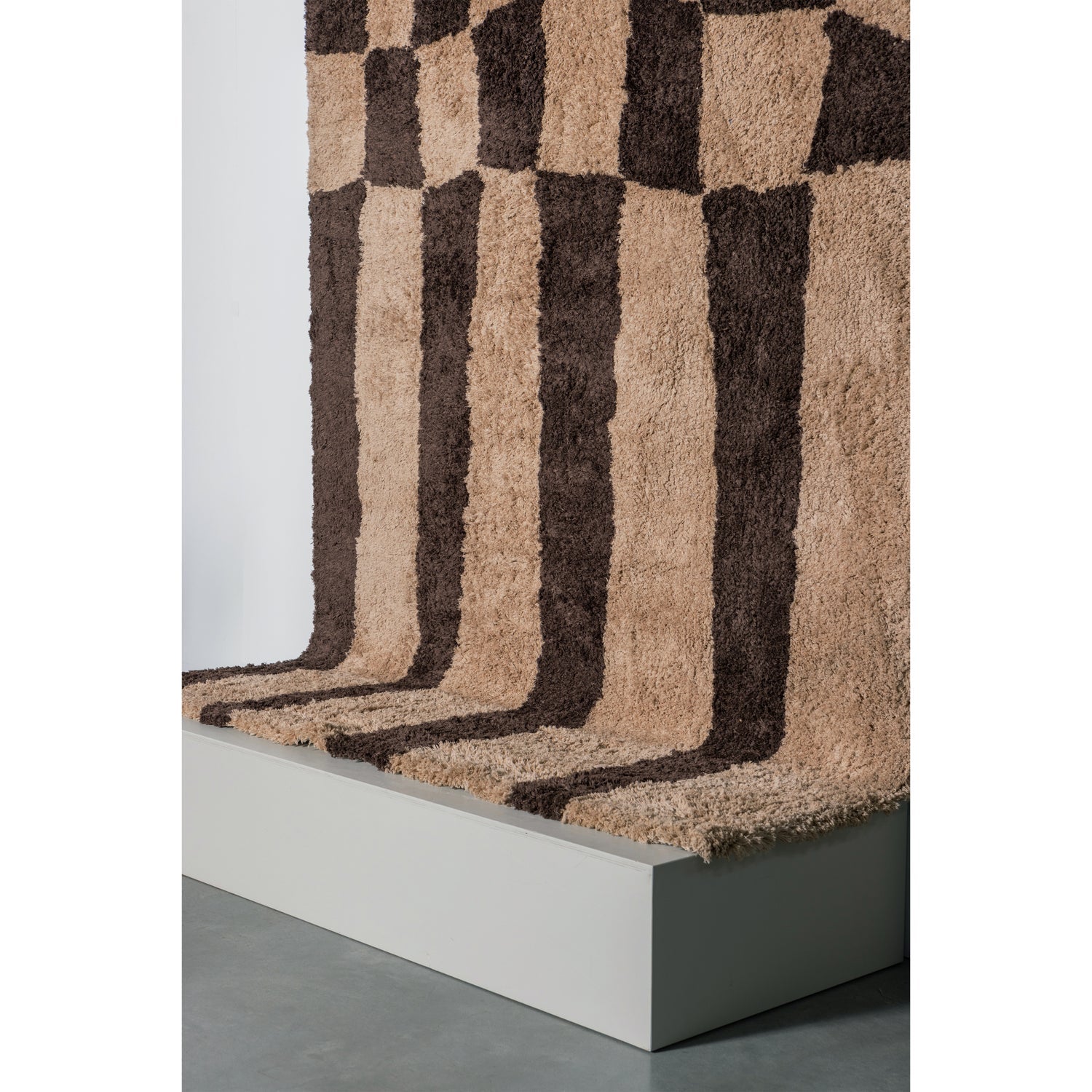 FAFA brown rug with beige