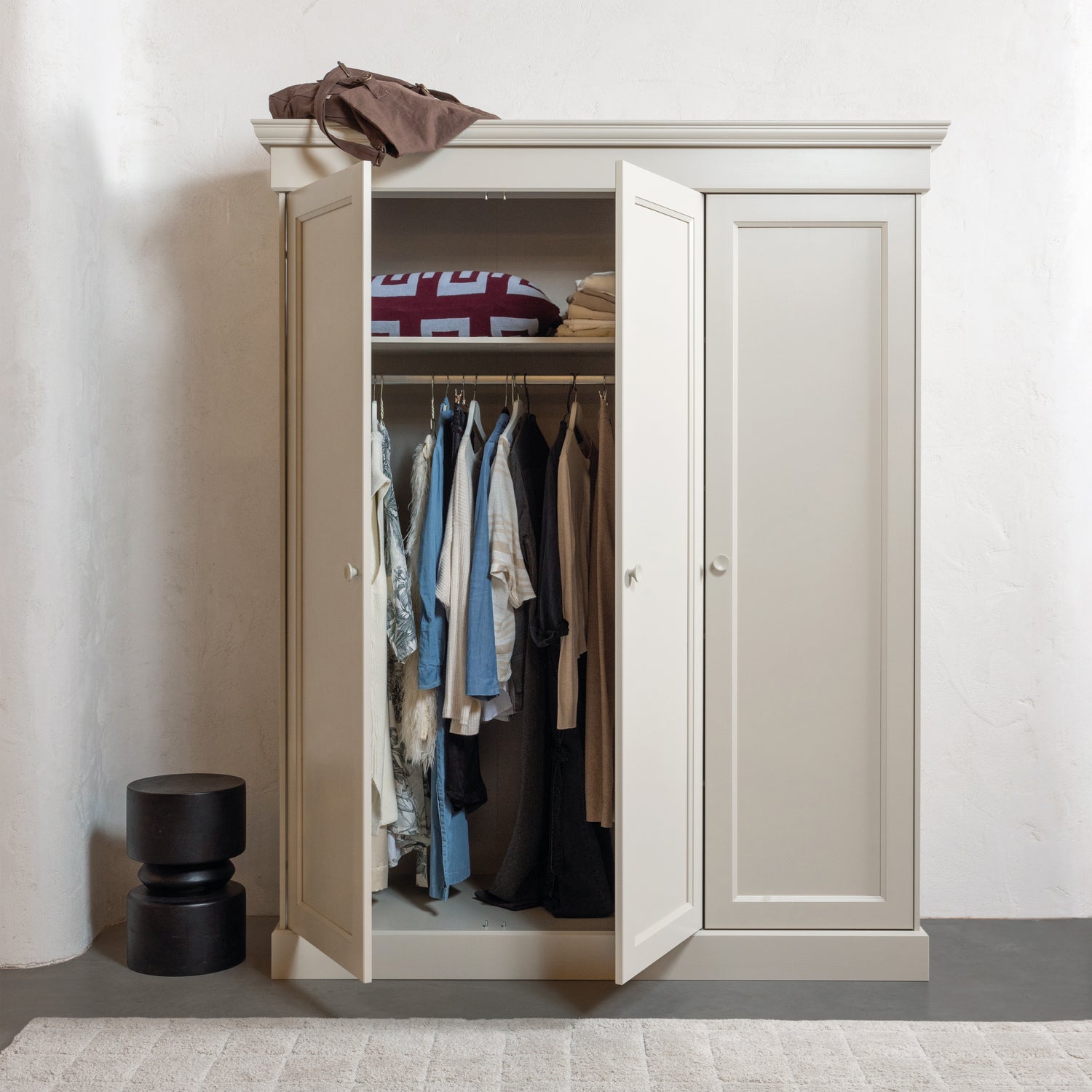 Schrank OLIVIA beige