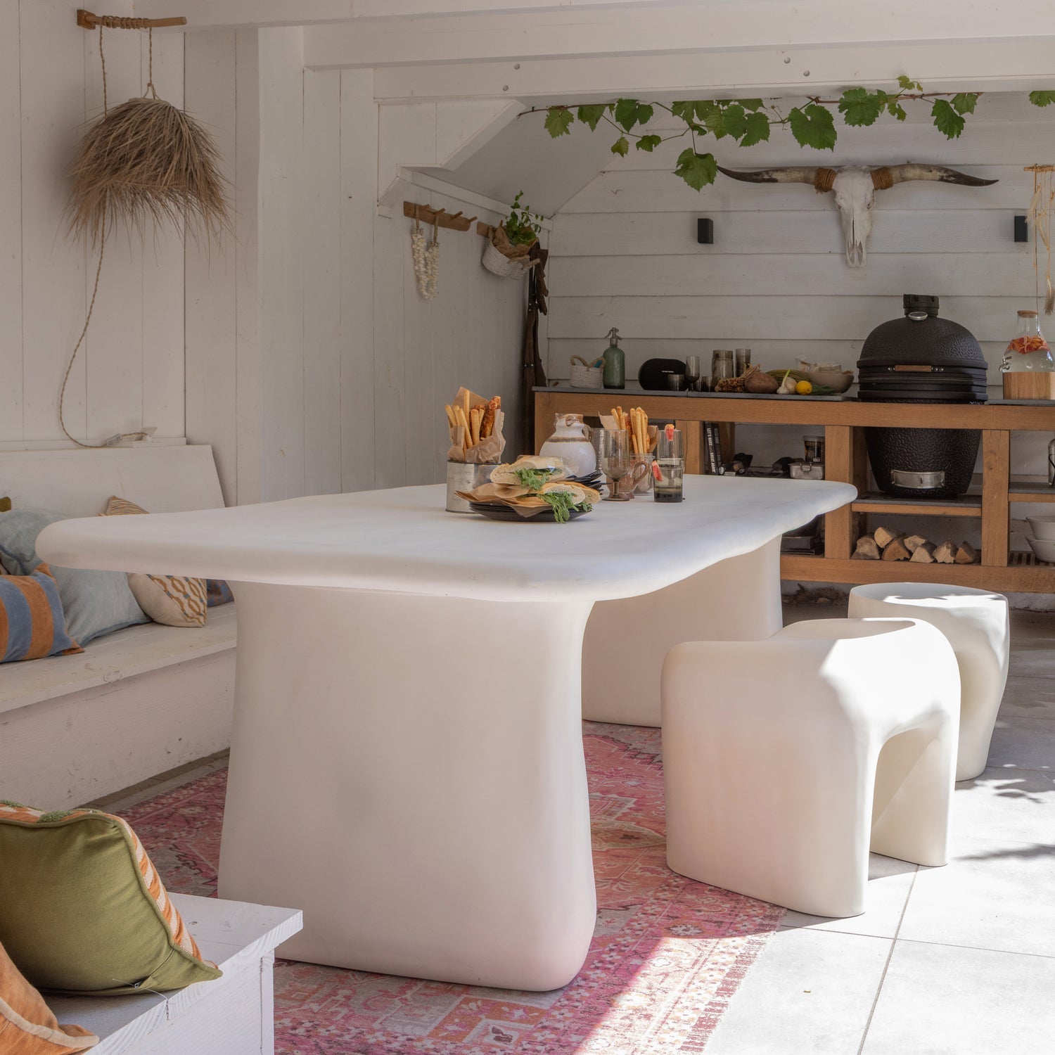 NIVO Cream Garden Stool