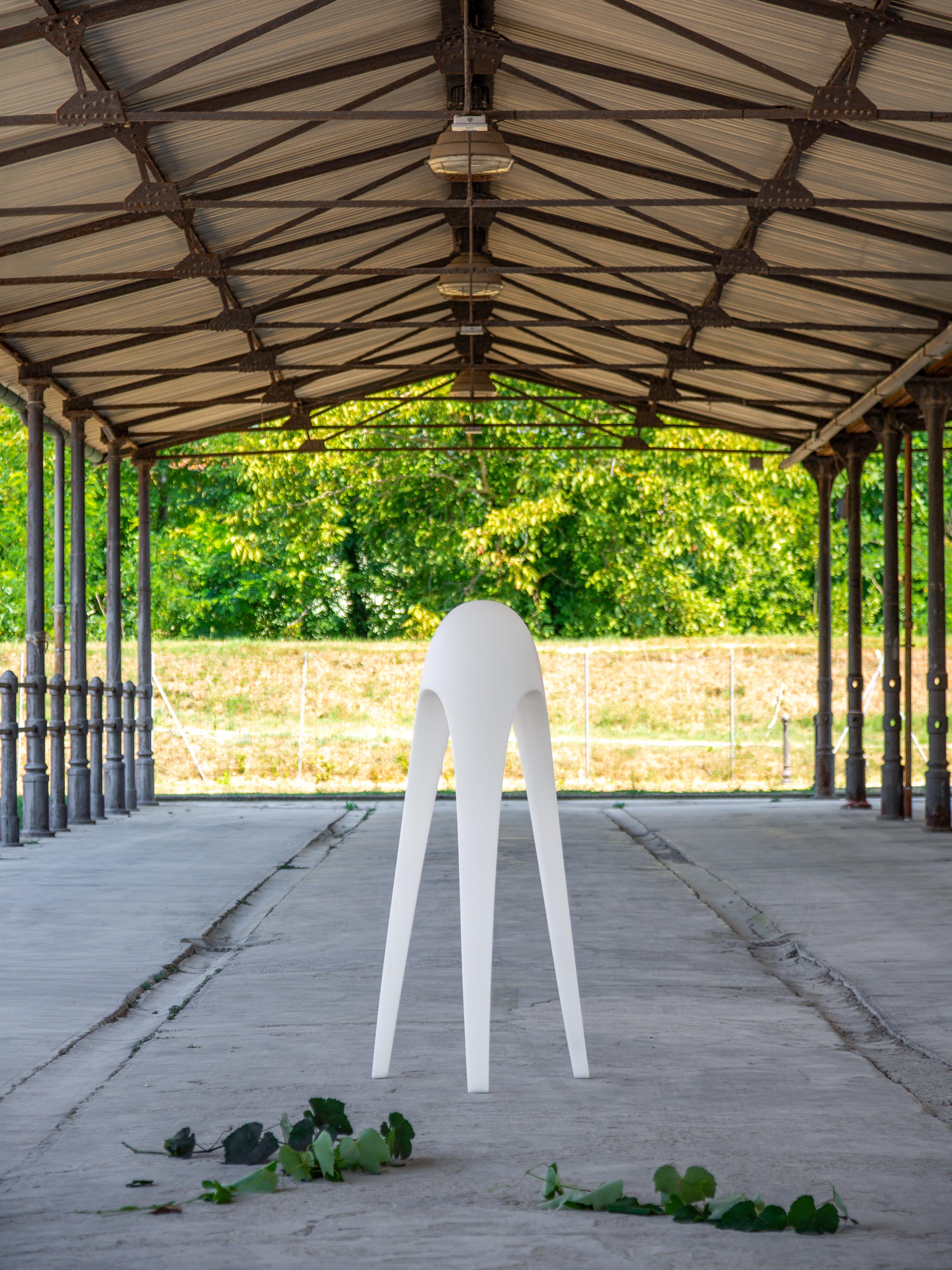 CYBORG BIG outdoor floor lamp in glossy white