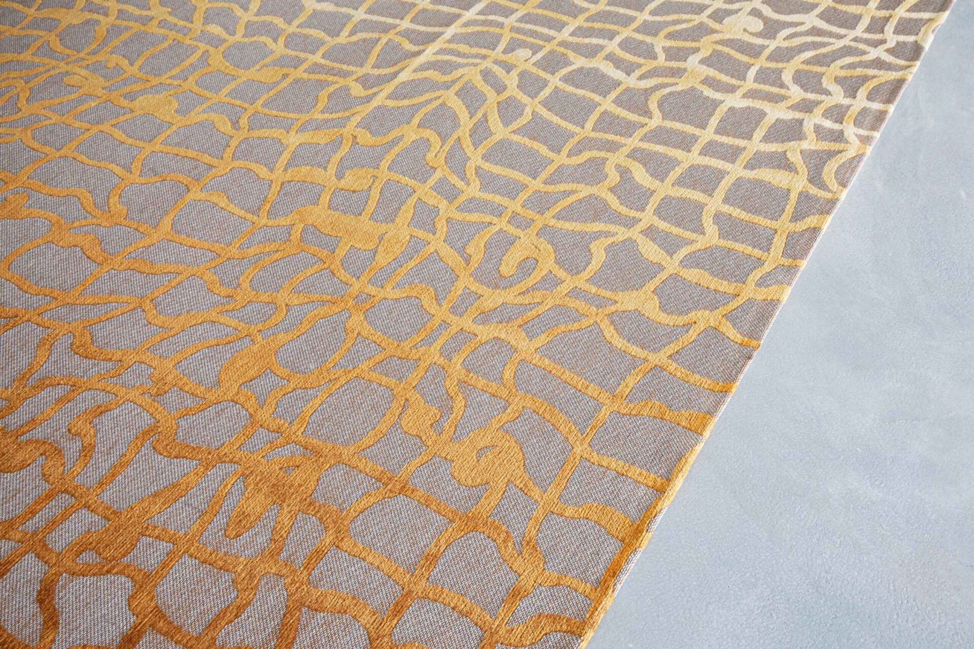 Dedalo Yellow Scarab rug orange