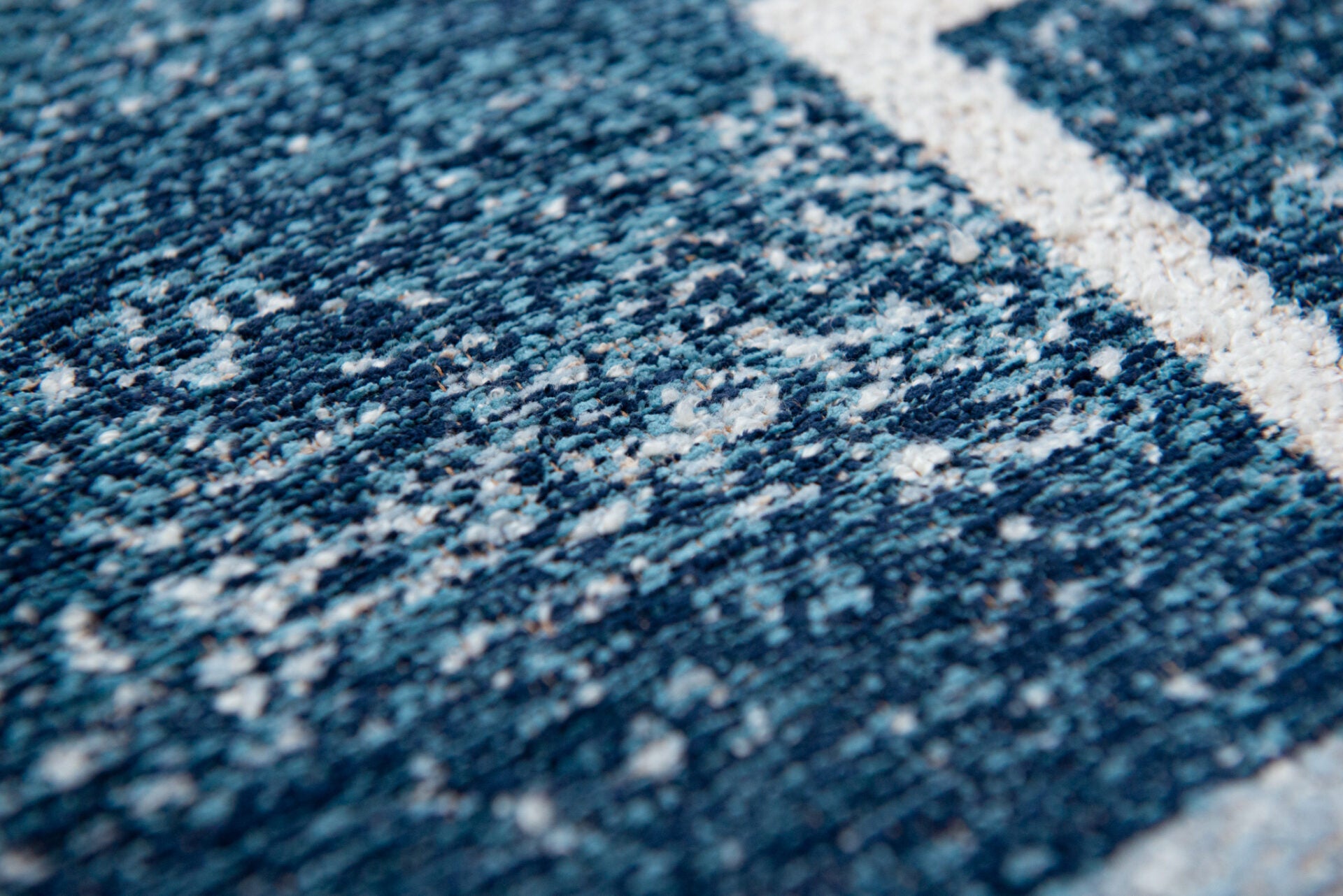 Lucia ice blue rug blue