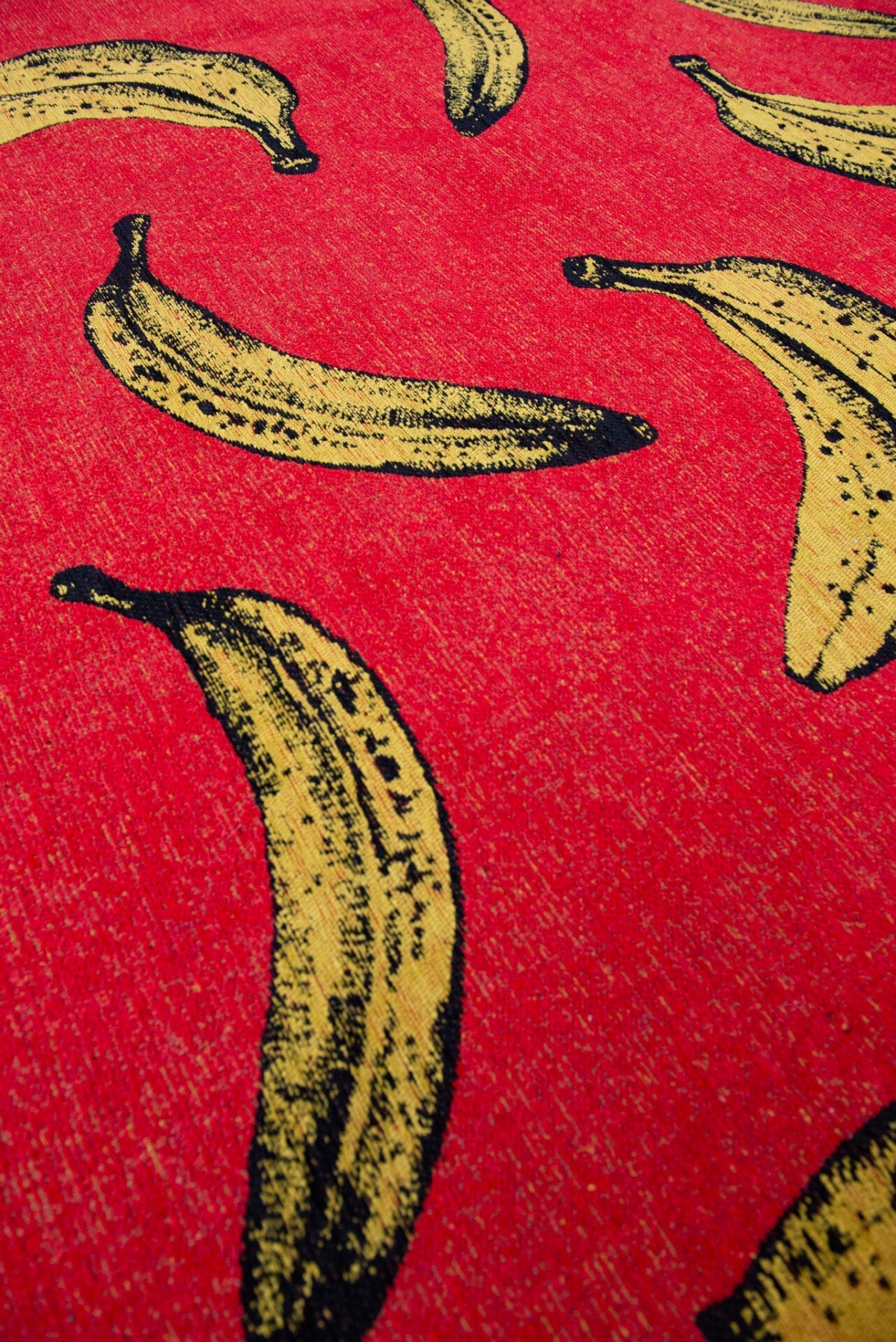 Banana rug Miami Red Red