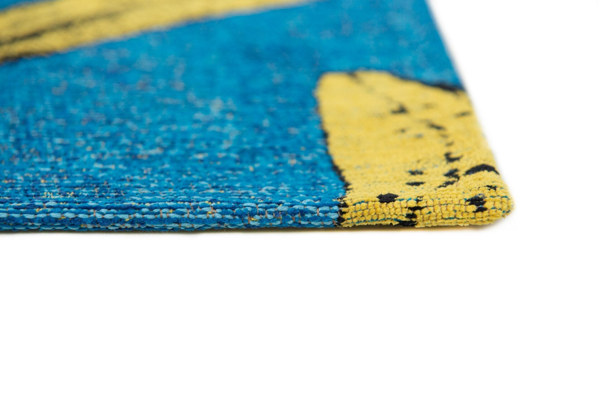 Banana California blue rug blue