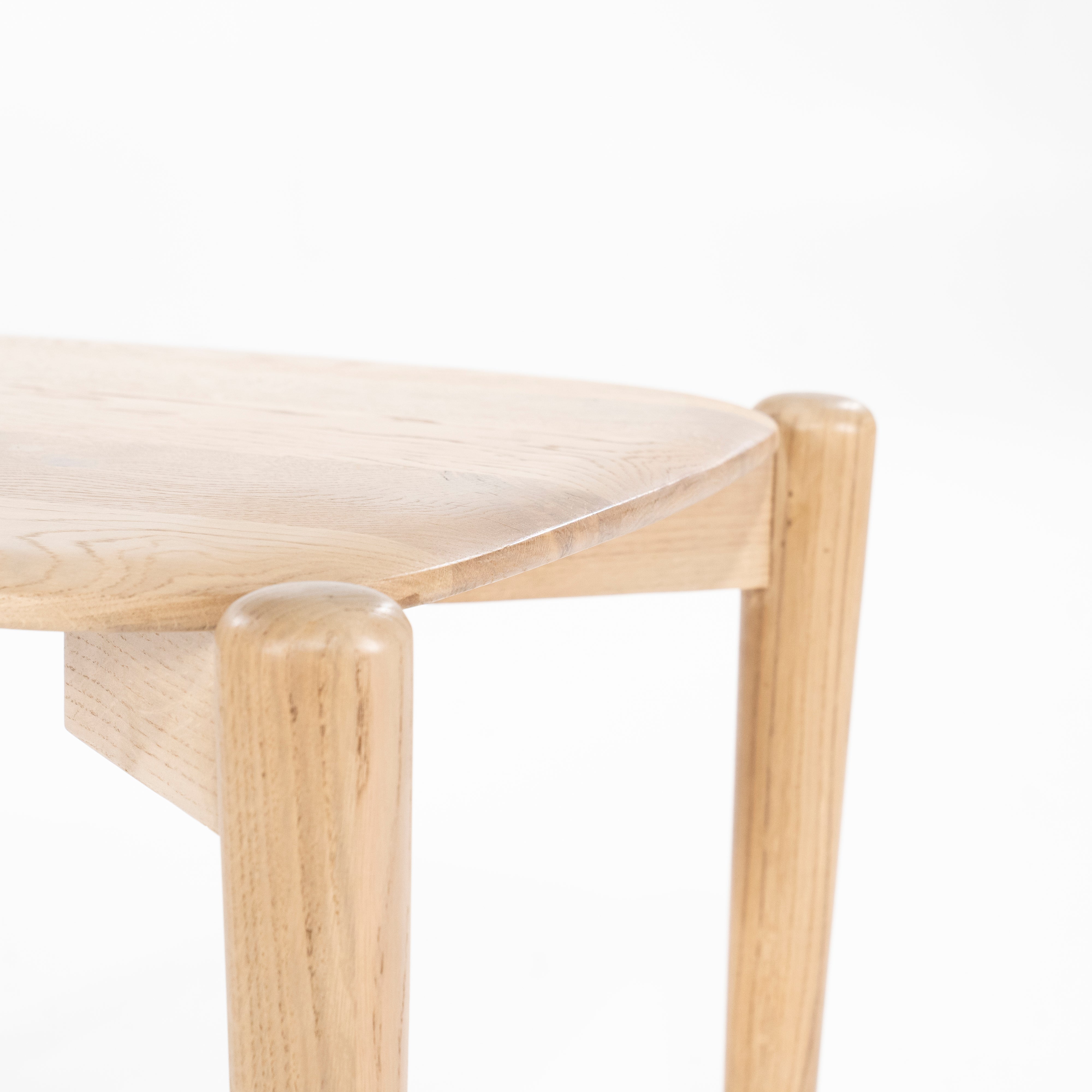 SELBU Side Table Oak Wood