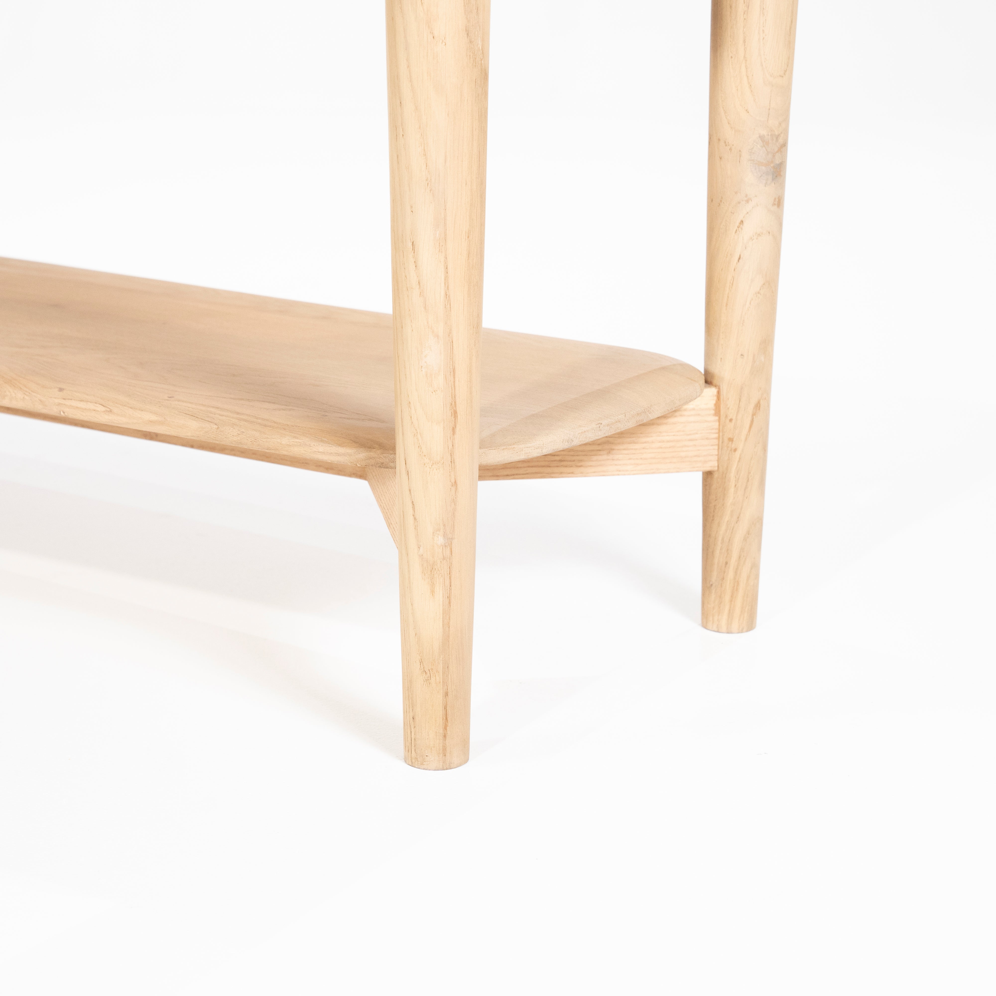 RTV-Sideboard SELBU aus Eichenholz