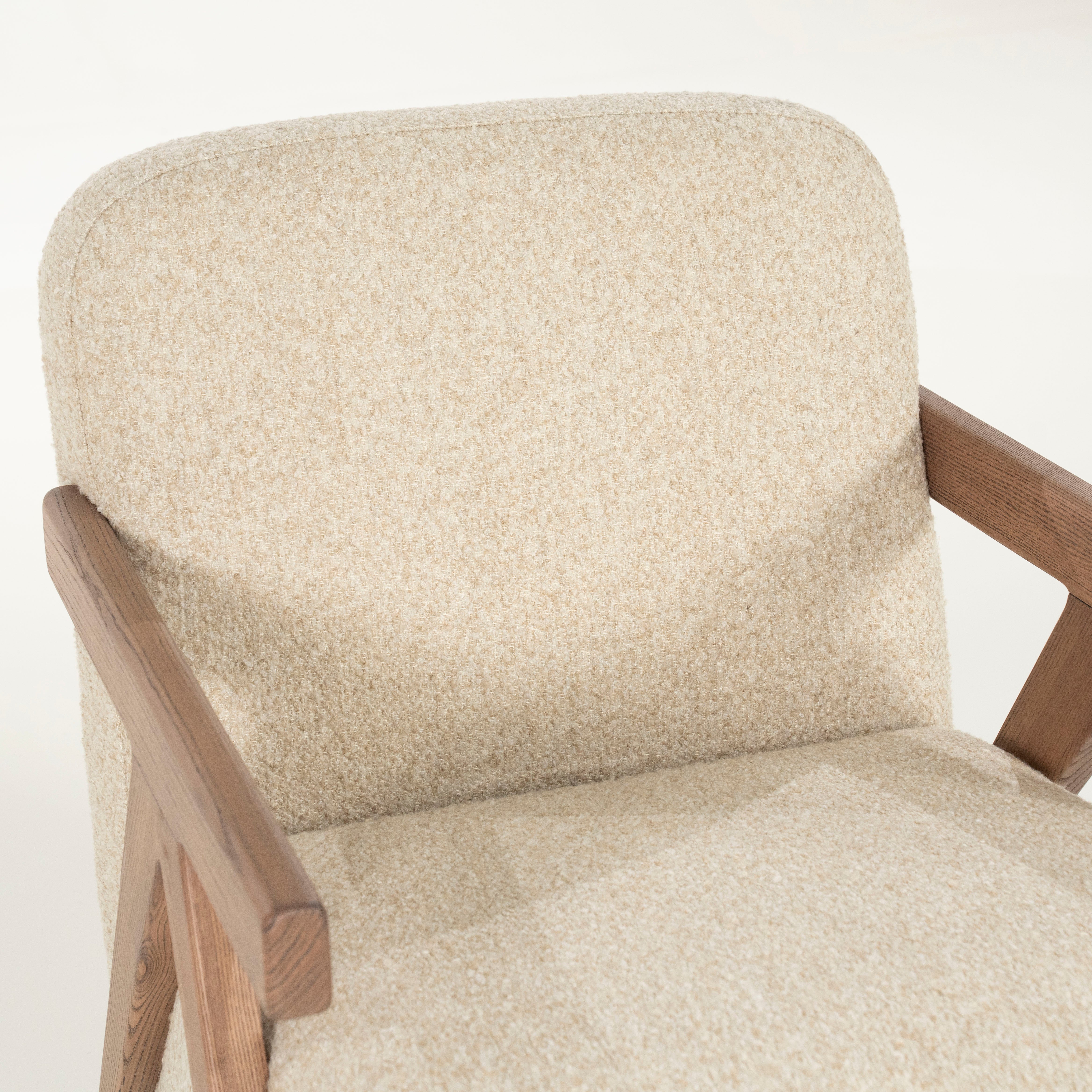 Sessel FRANCIS beige mit Holzgestell