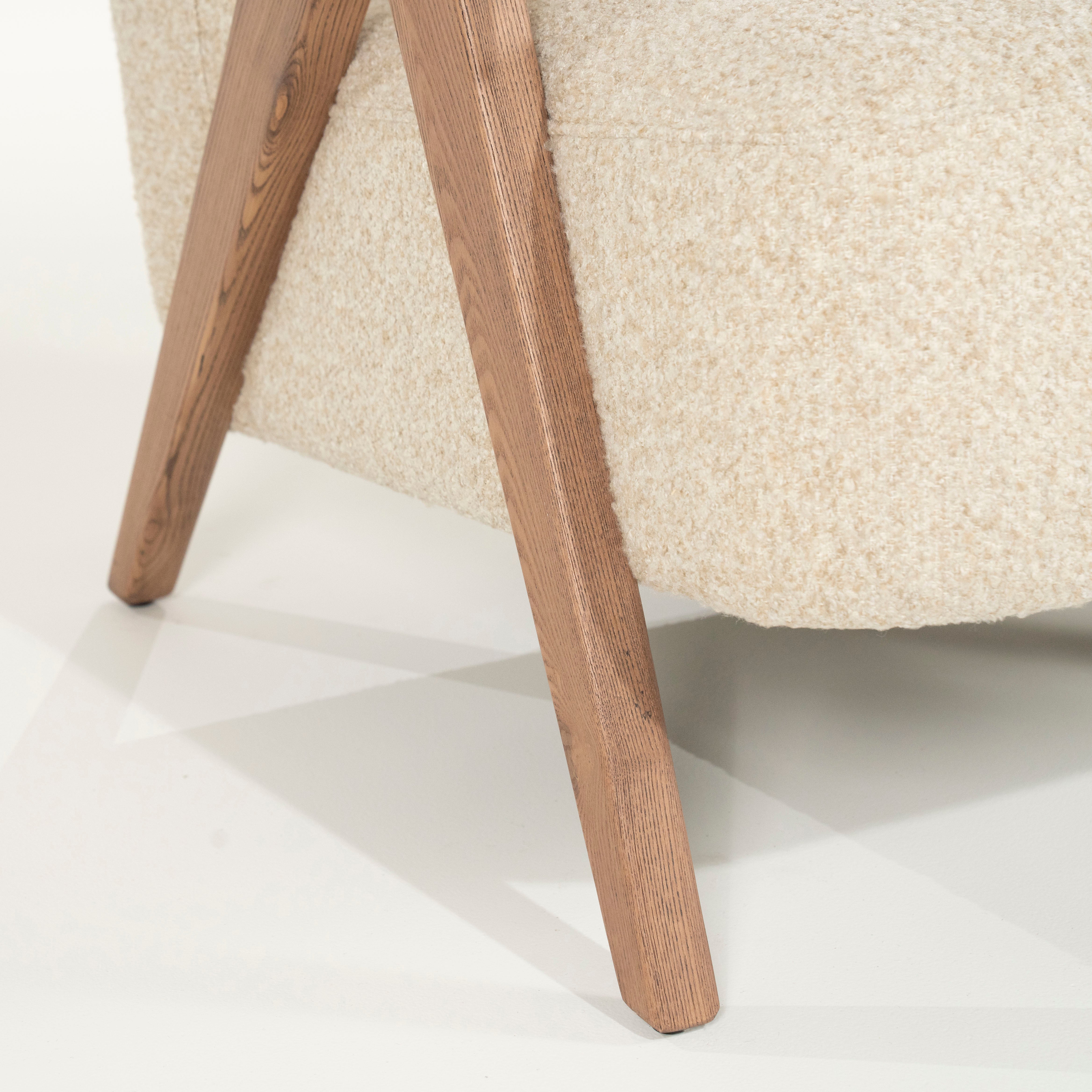 Sessel FRANCIS beige mit Holzgestell
