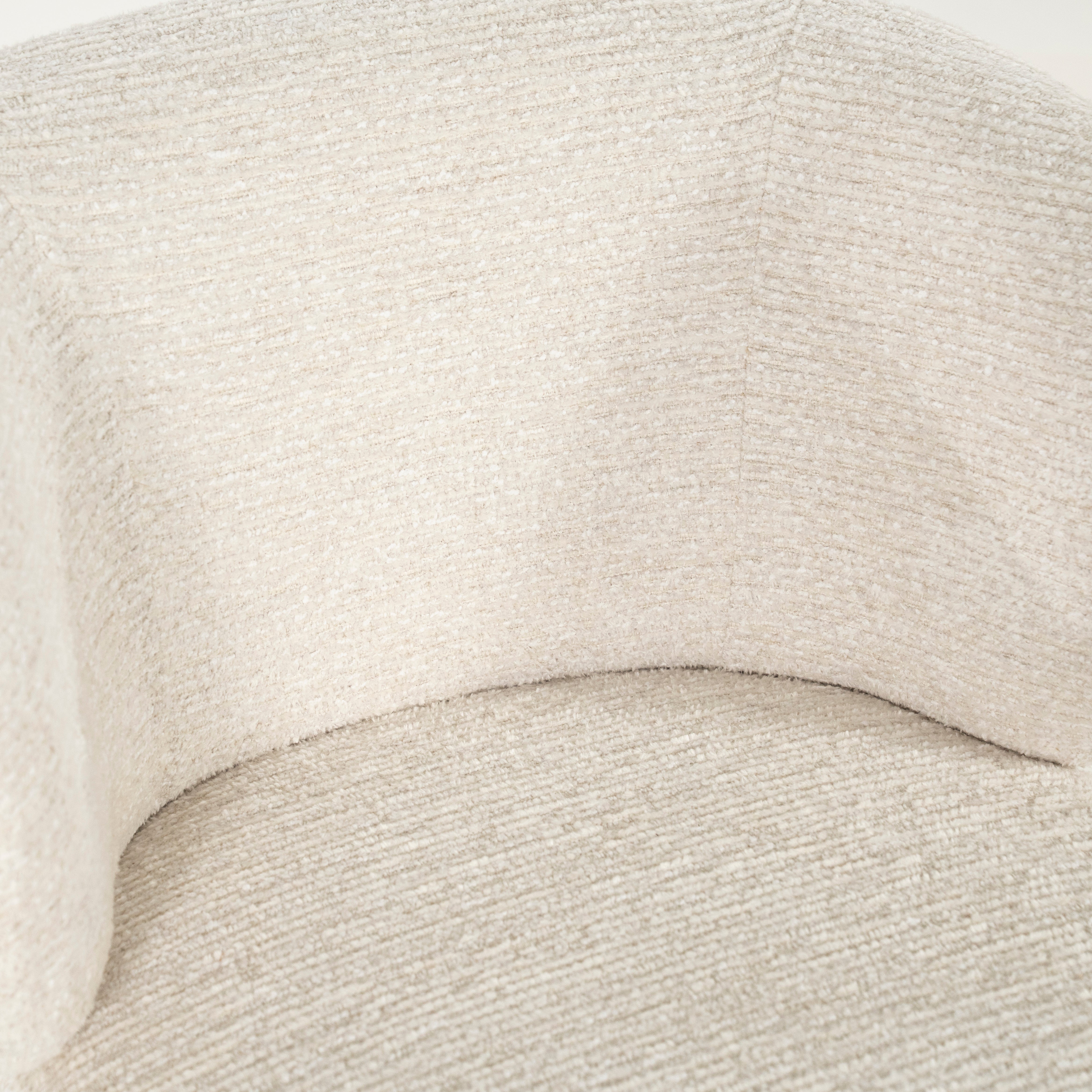 Drehstuhl JAYSON beige mit dunkelbraunem Fuß