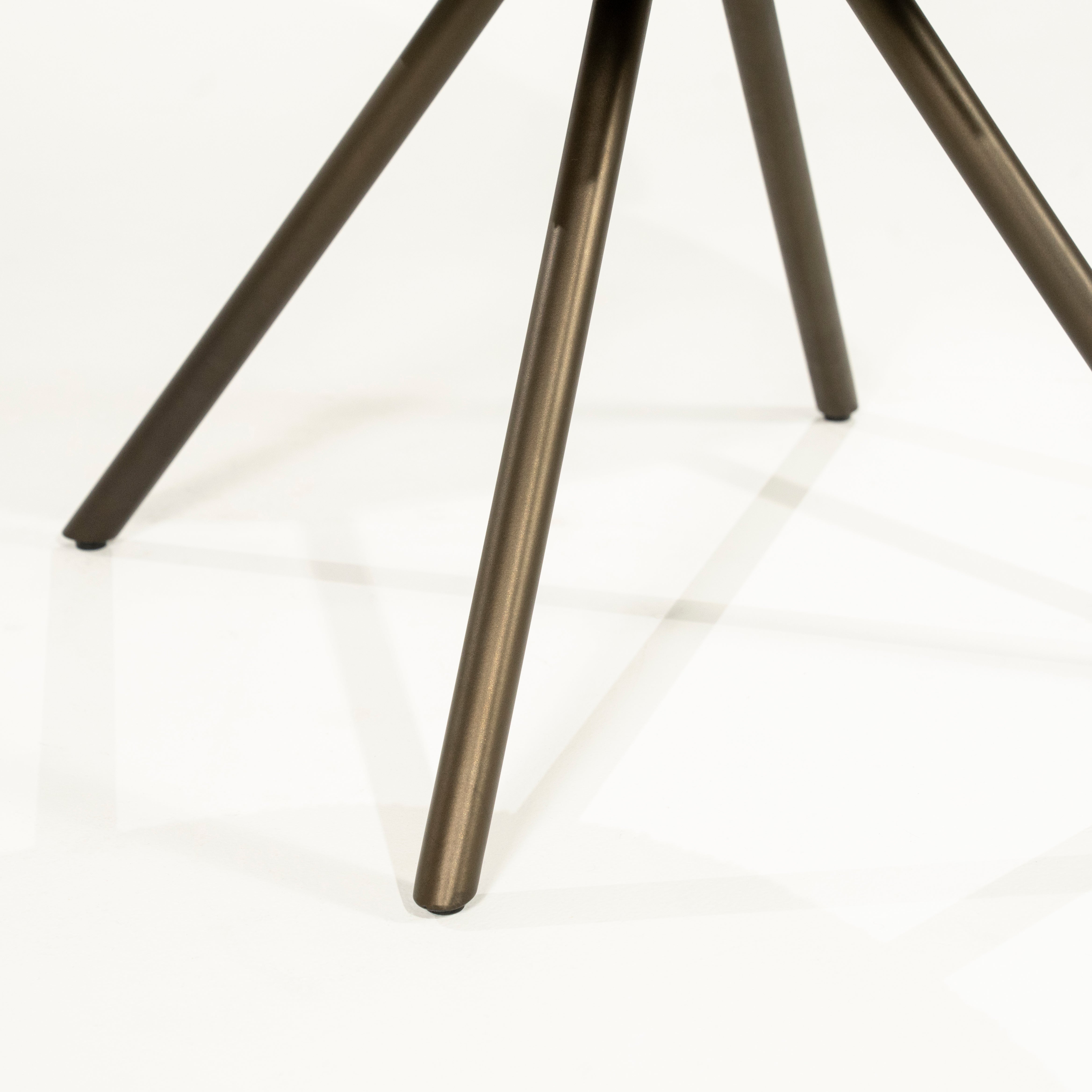 Drehstuhl JAYSON taupe mit dunkelbraunem Fußteil