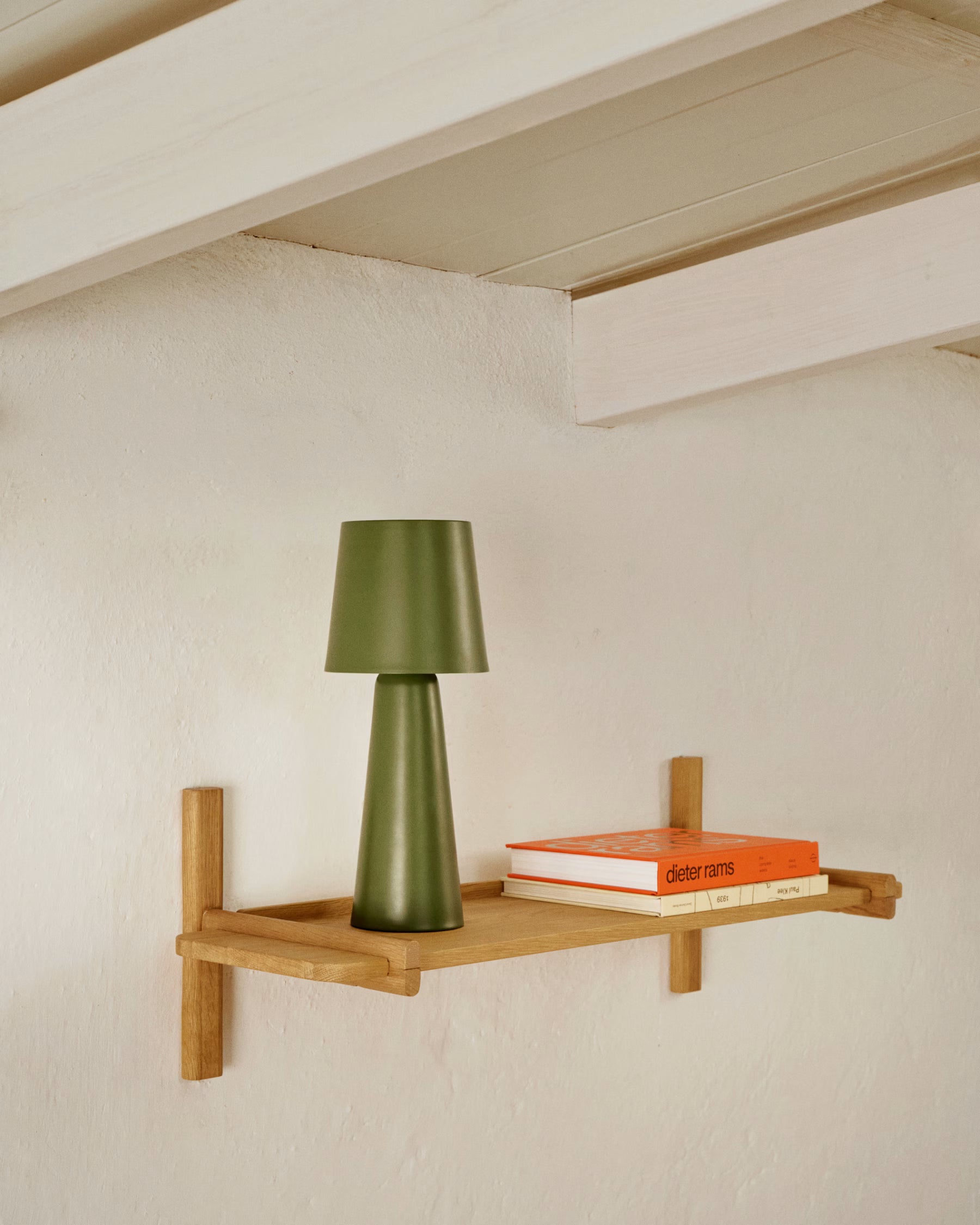 Sitra shelving solid oak wood