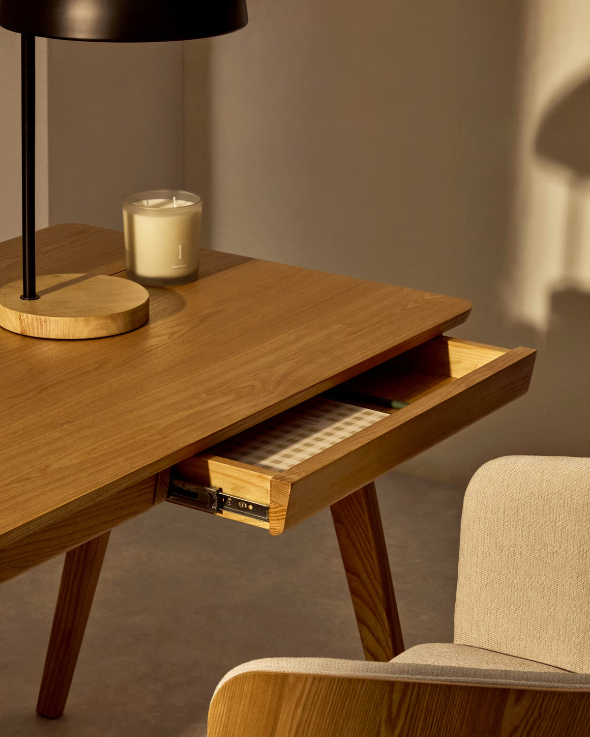 Desk julia ash wood