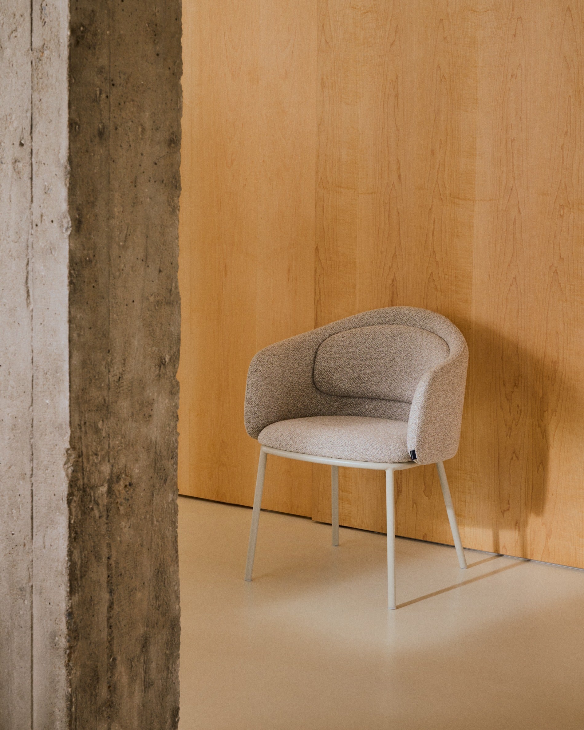 IDAIRA Chair Beige Chenille