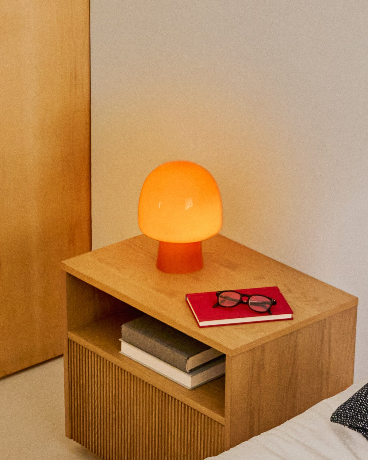 Lampa stołowa REIG pomarańczowe szkło – ujęcie 2