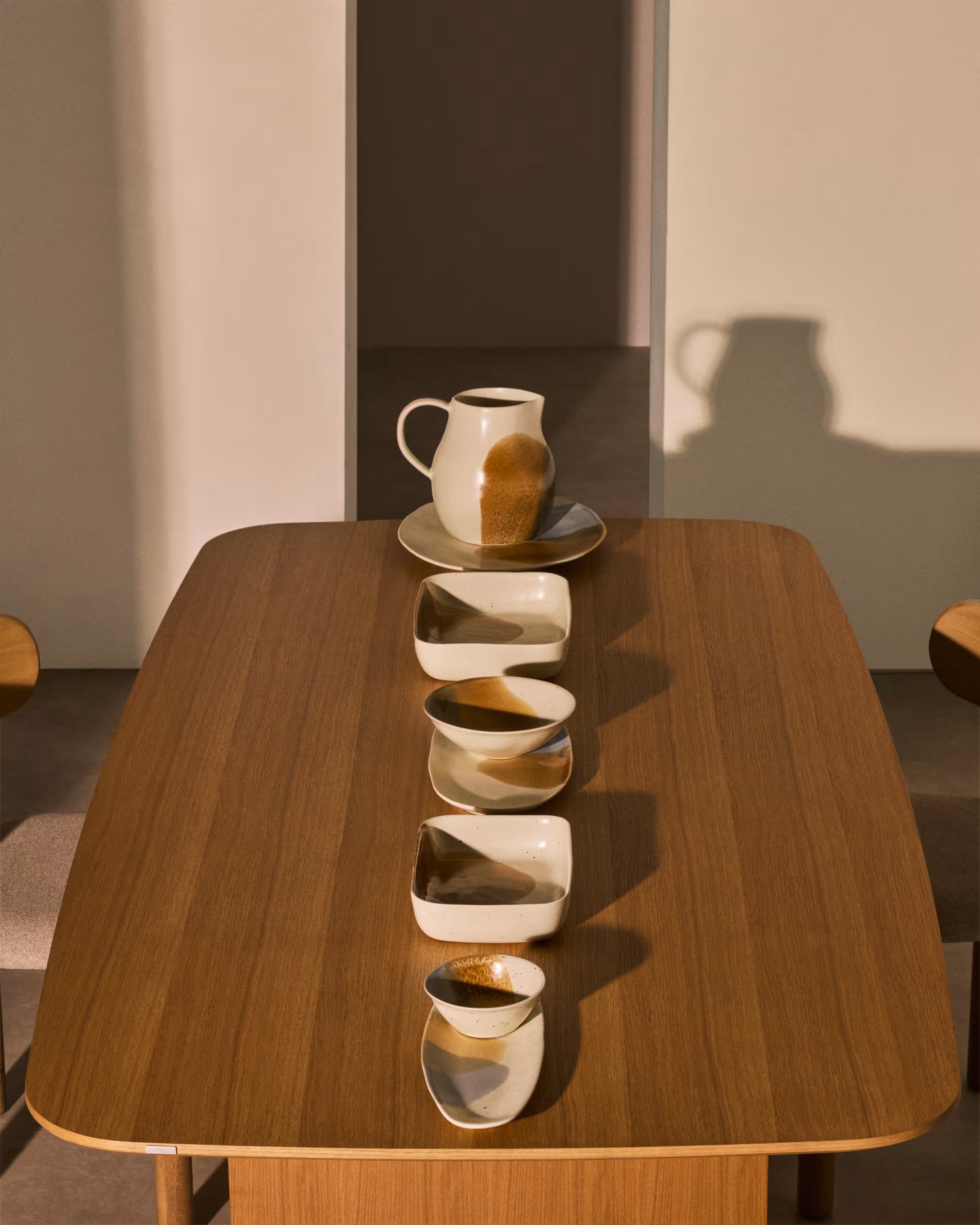 MIGLO Ceramic Jug