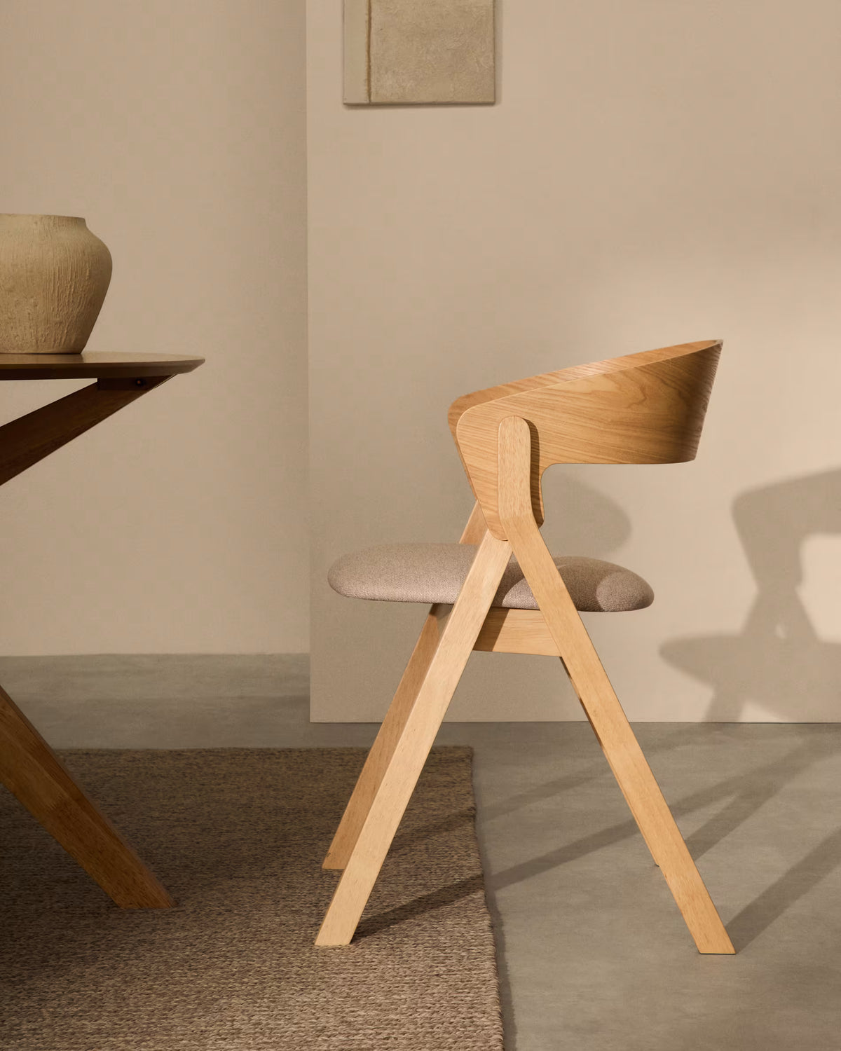 Chair Godia veneer ash with a bright finish