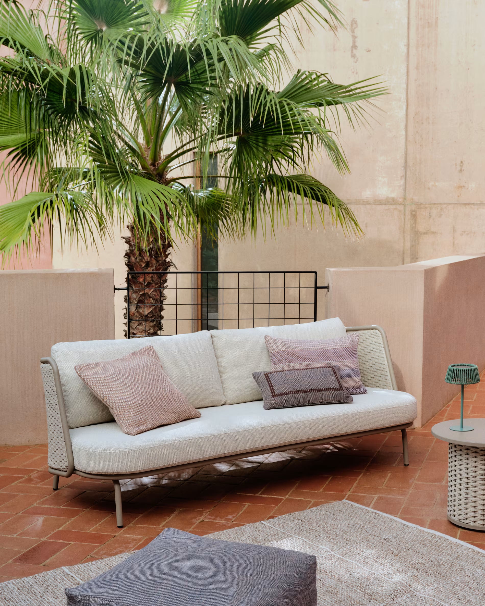 Sedalis garden sofa beige