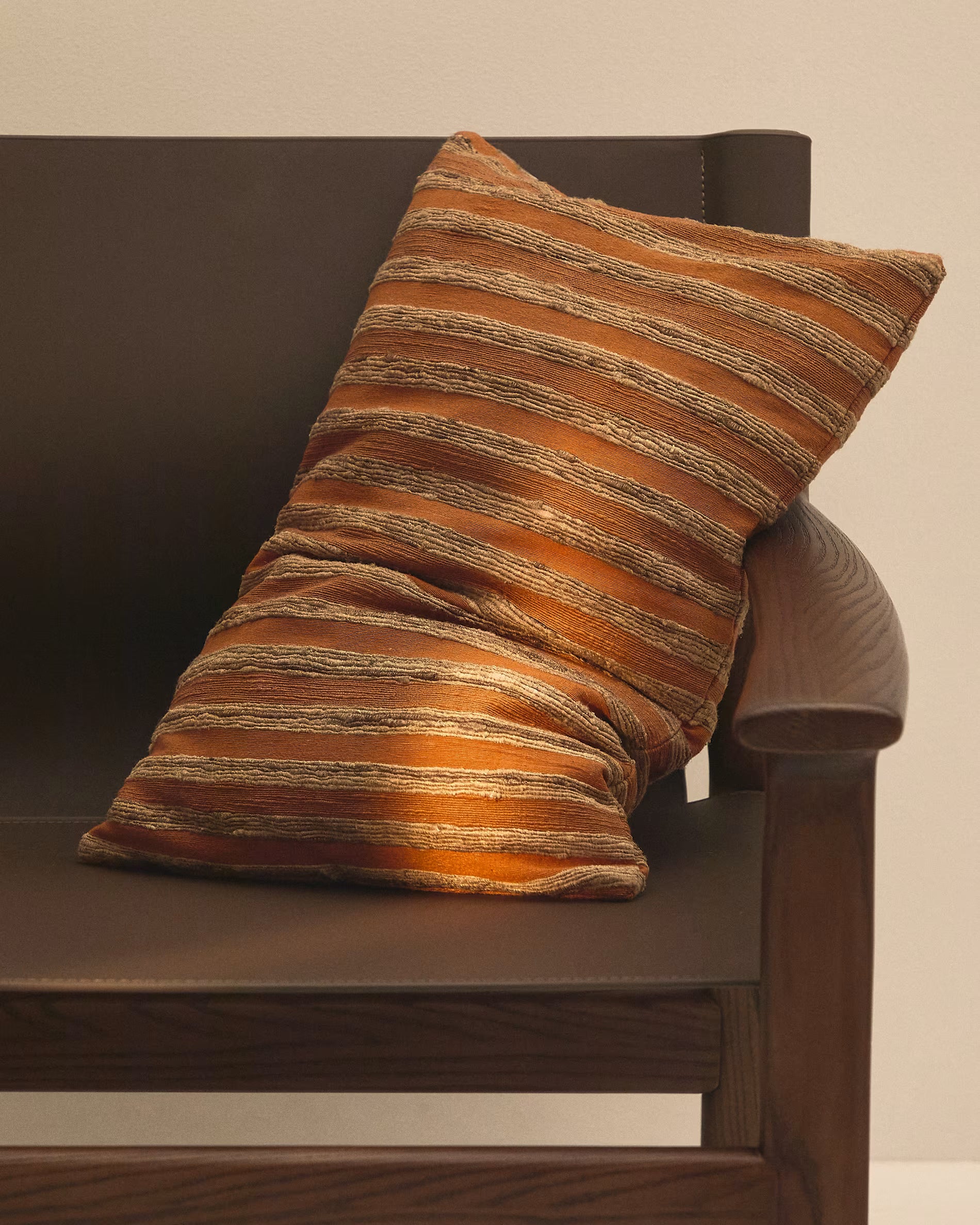 DOREVI Orange Pillowcase