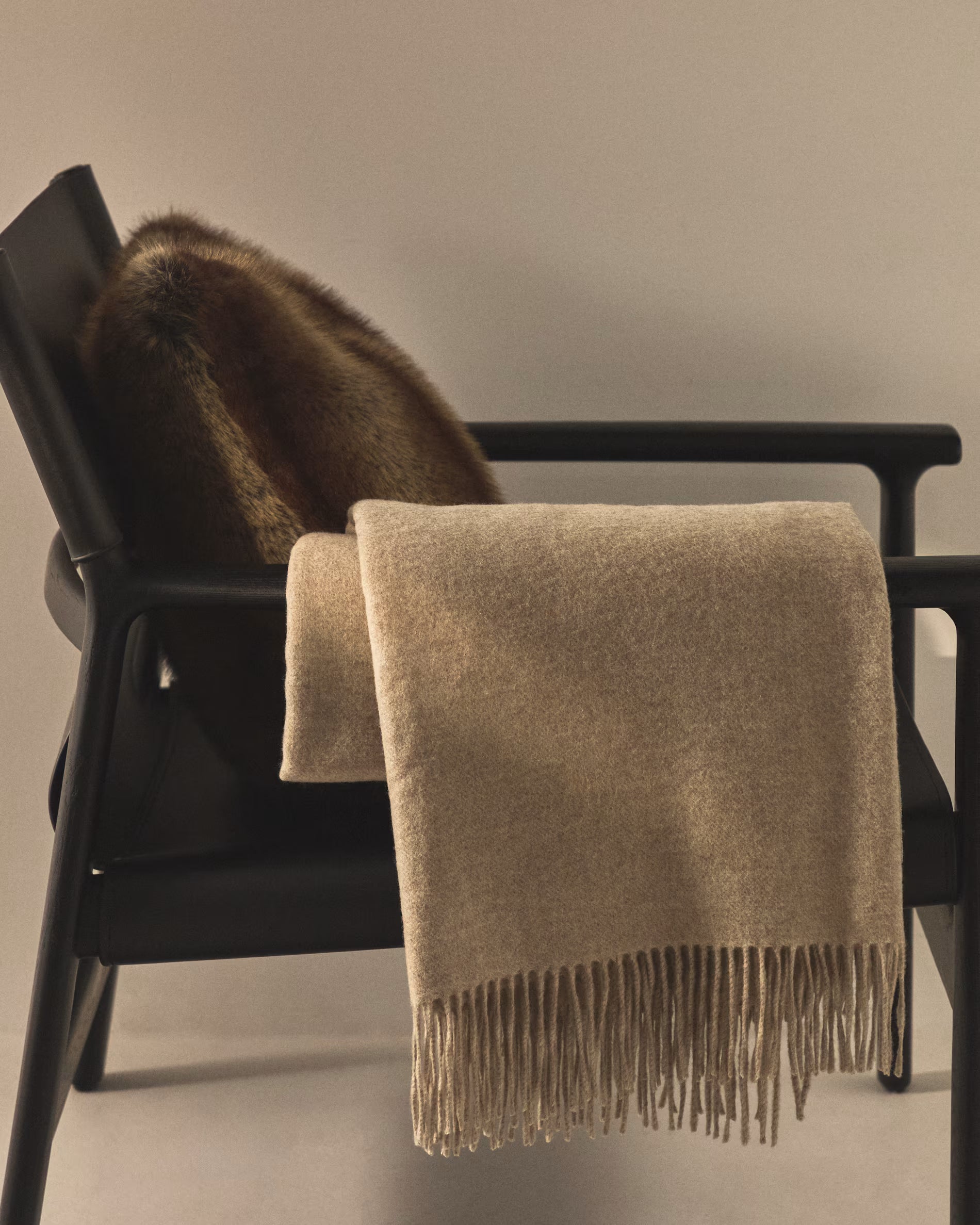 Koc TREVINA beige alpaca wool