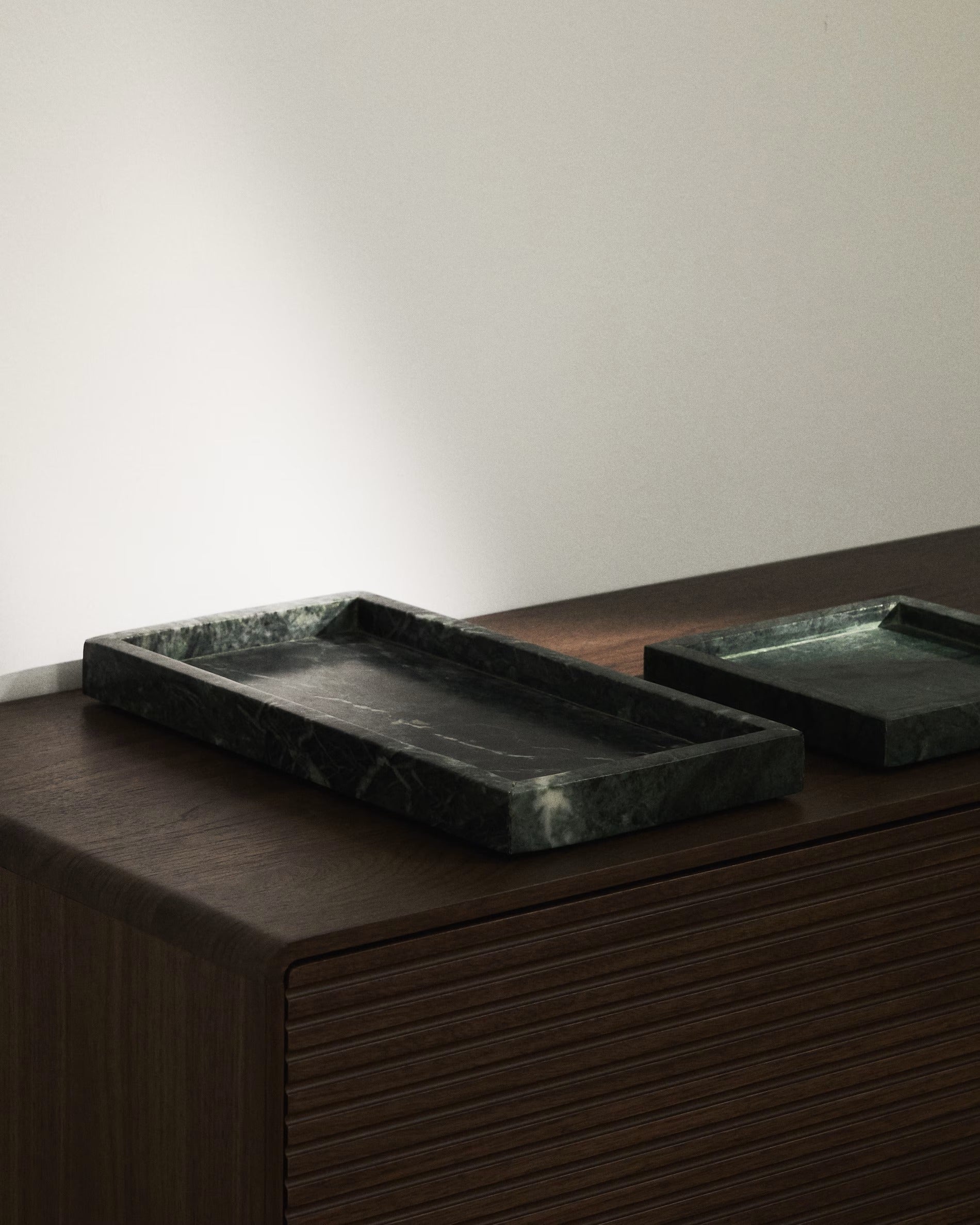 SERELA green marble tray