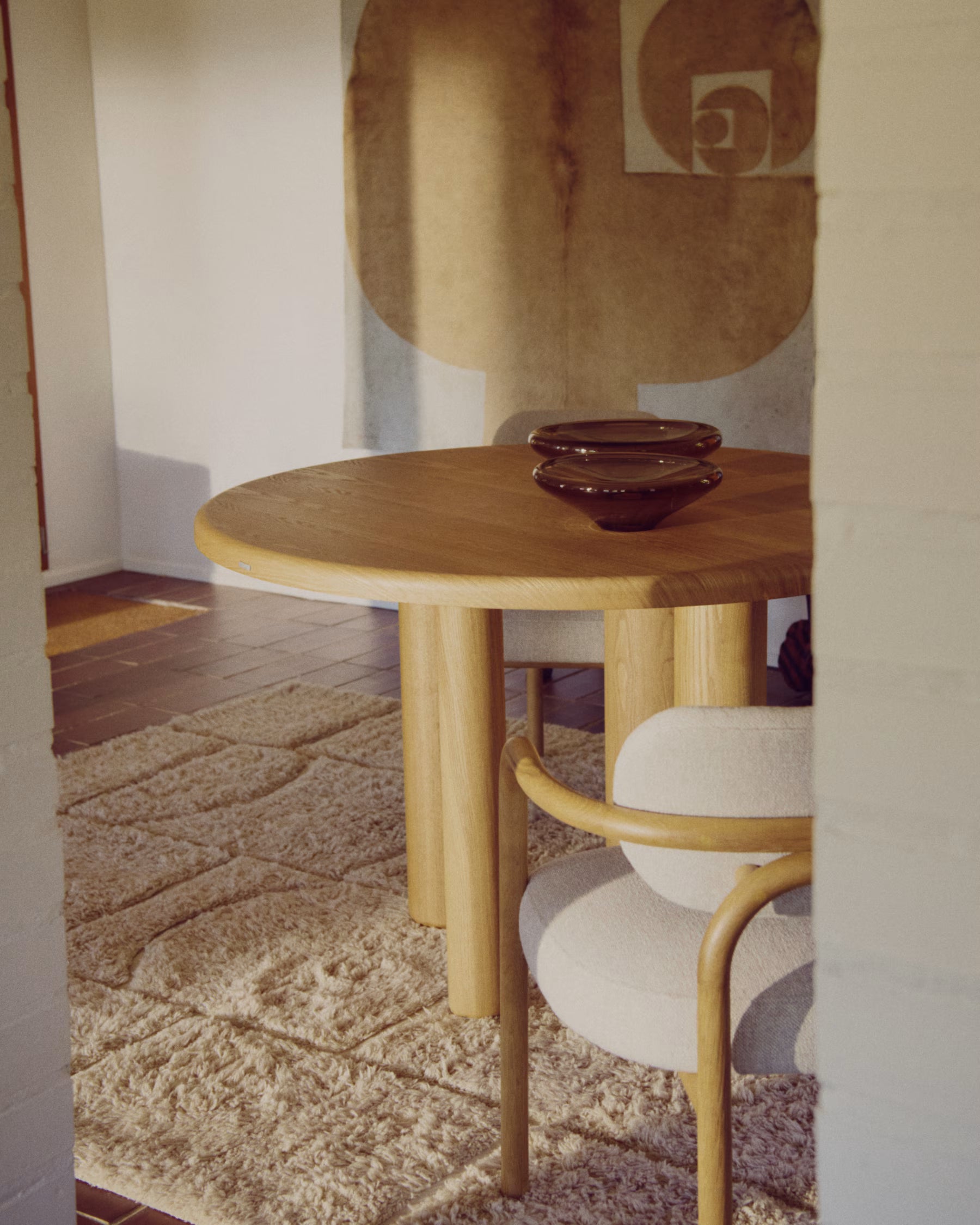 MAILEN round table ash veneer