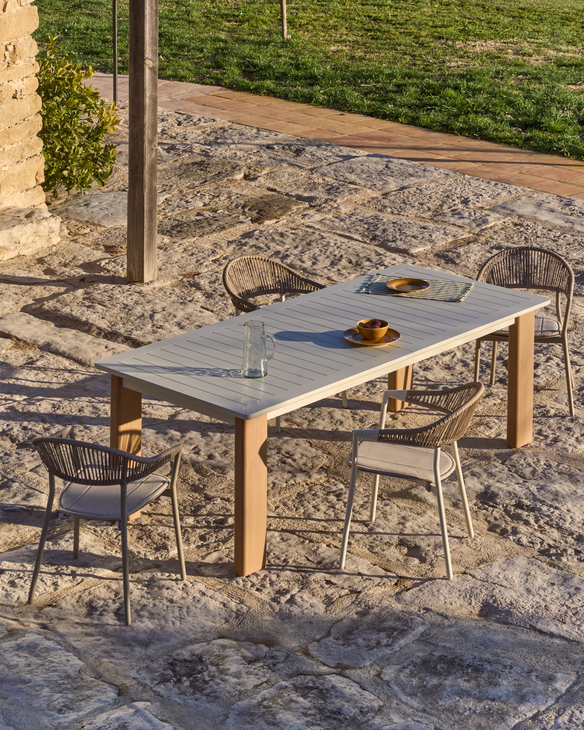 ALIMIA taupe garden chair
