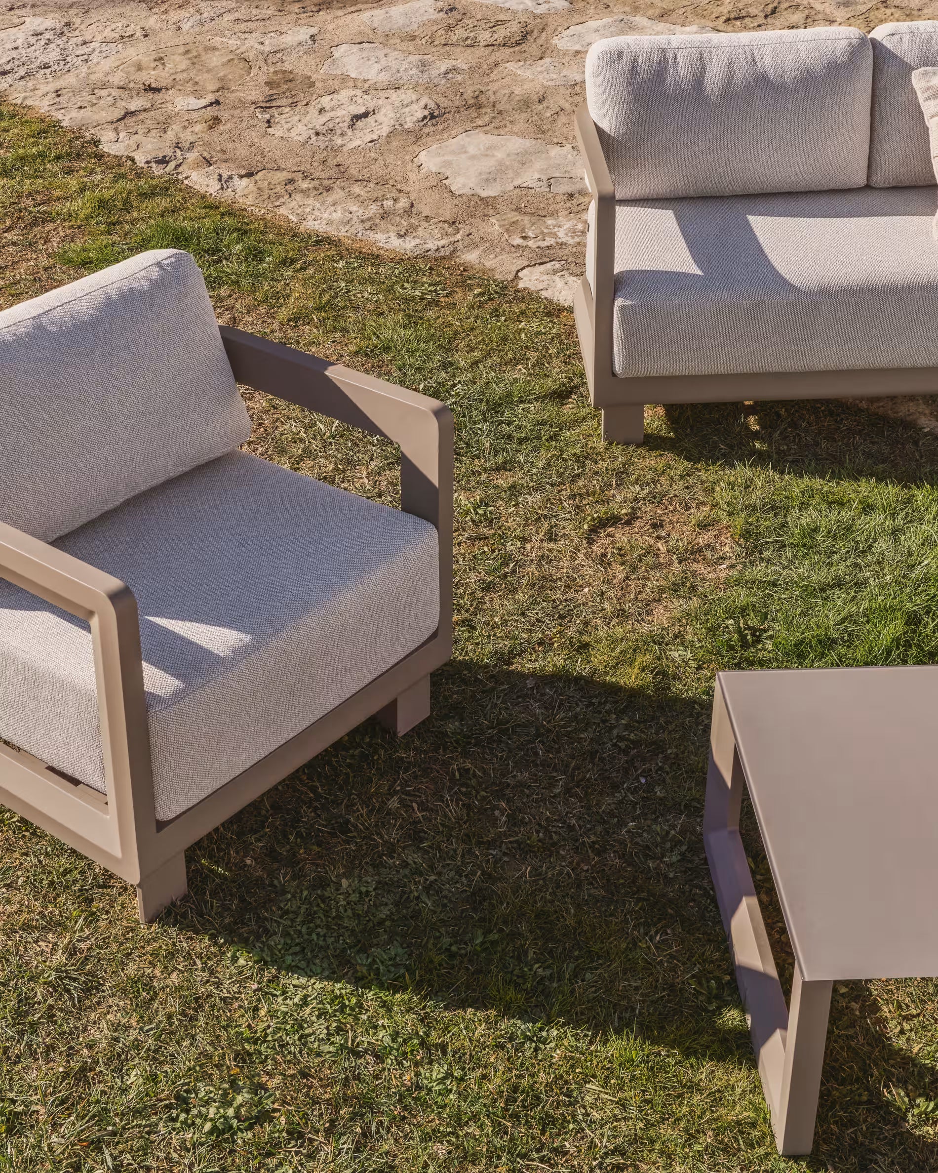 NERANO garden set in gray-beige
