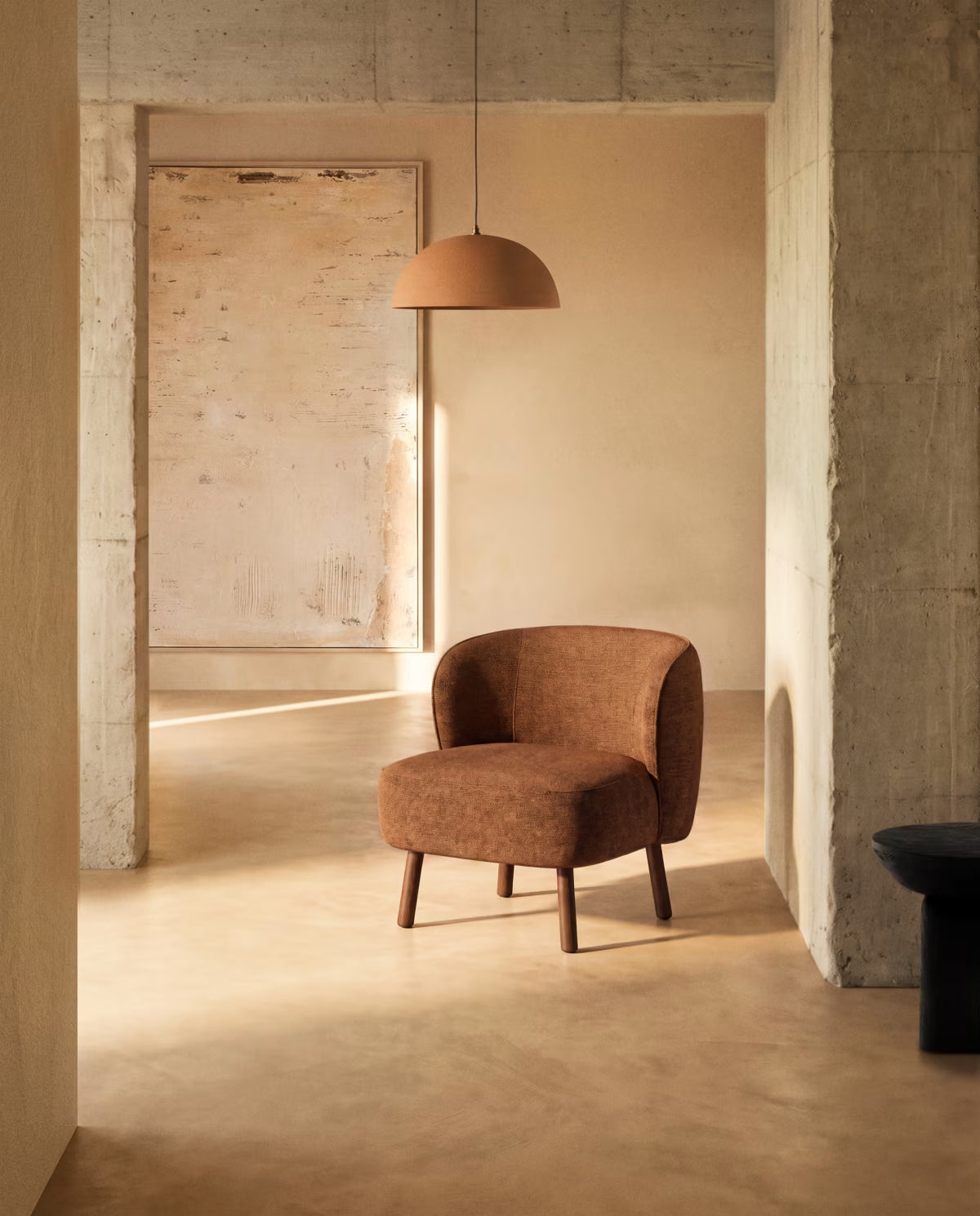 ULIT armchair in green chenille with a dark ash base