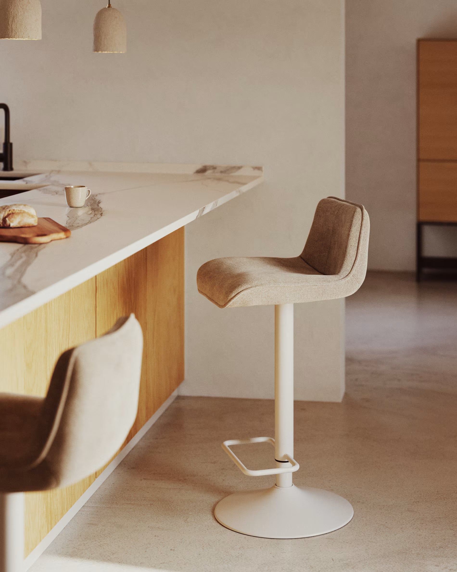 Zenda beige szenil bar chair