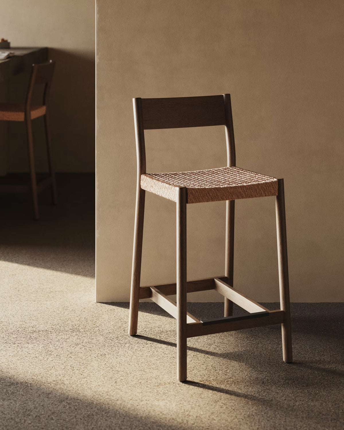 Yalia nut bar chair oak wood
