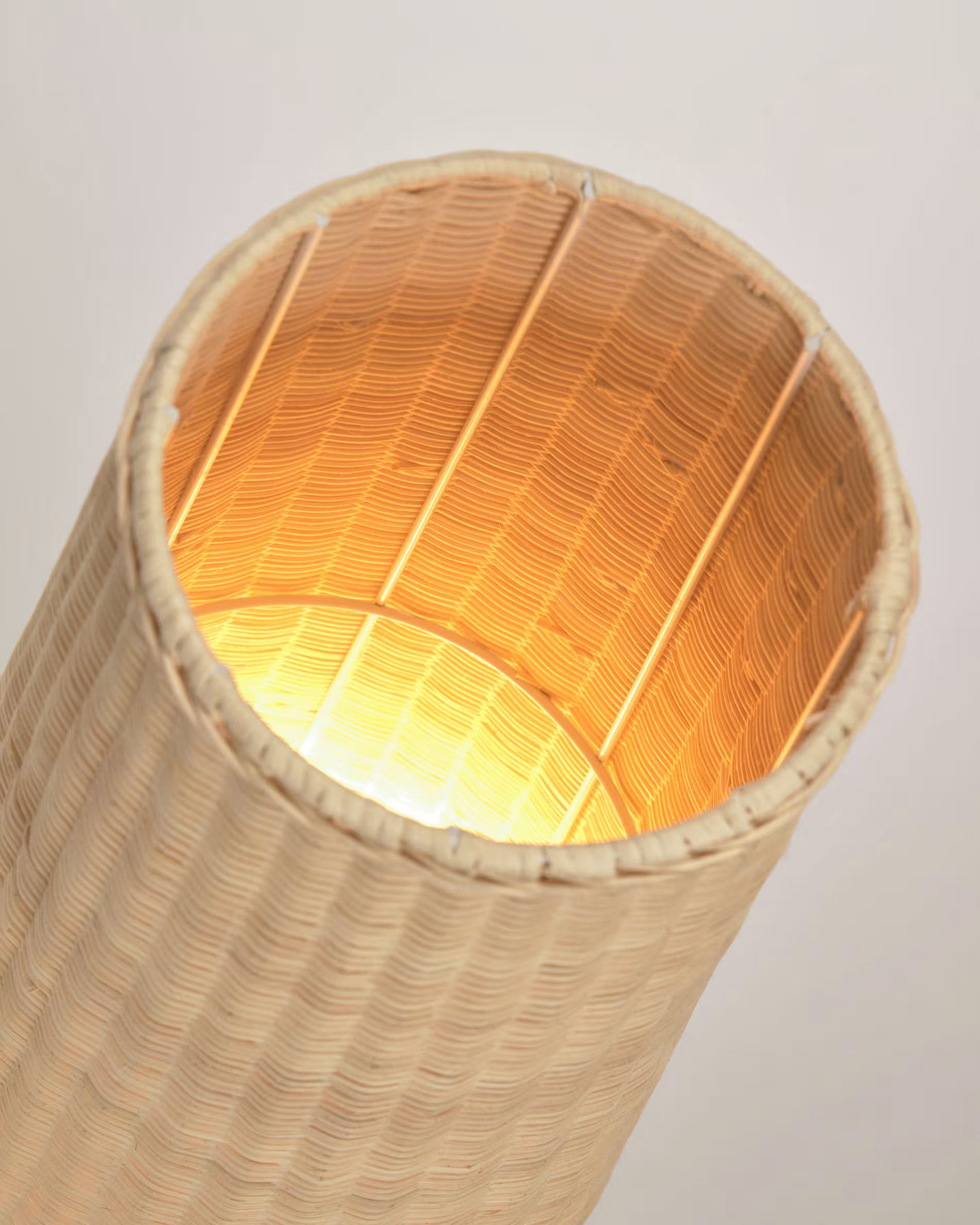 KAMARIA Rattan Floor Lamp
